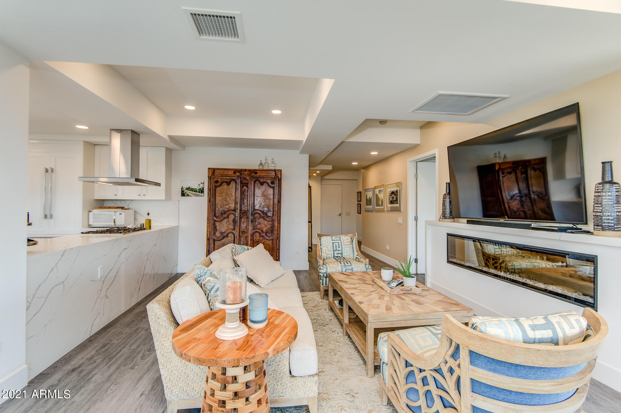7137 E RANCHO VISTA Drive Unit: 7008