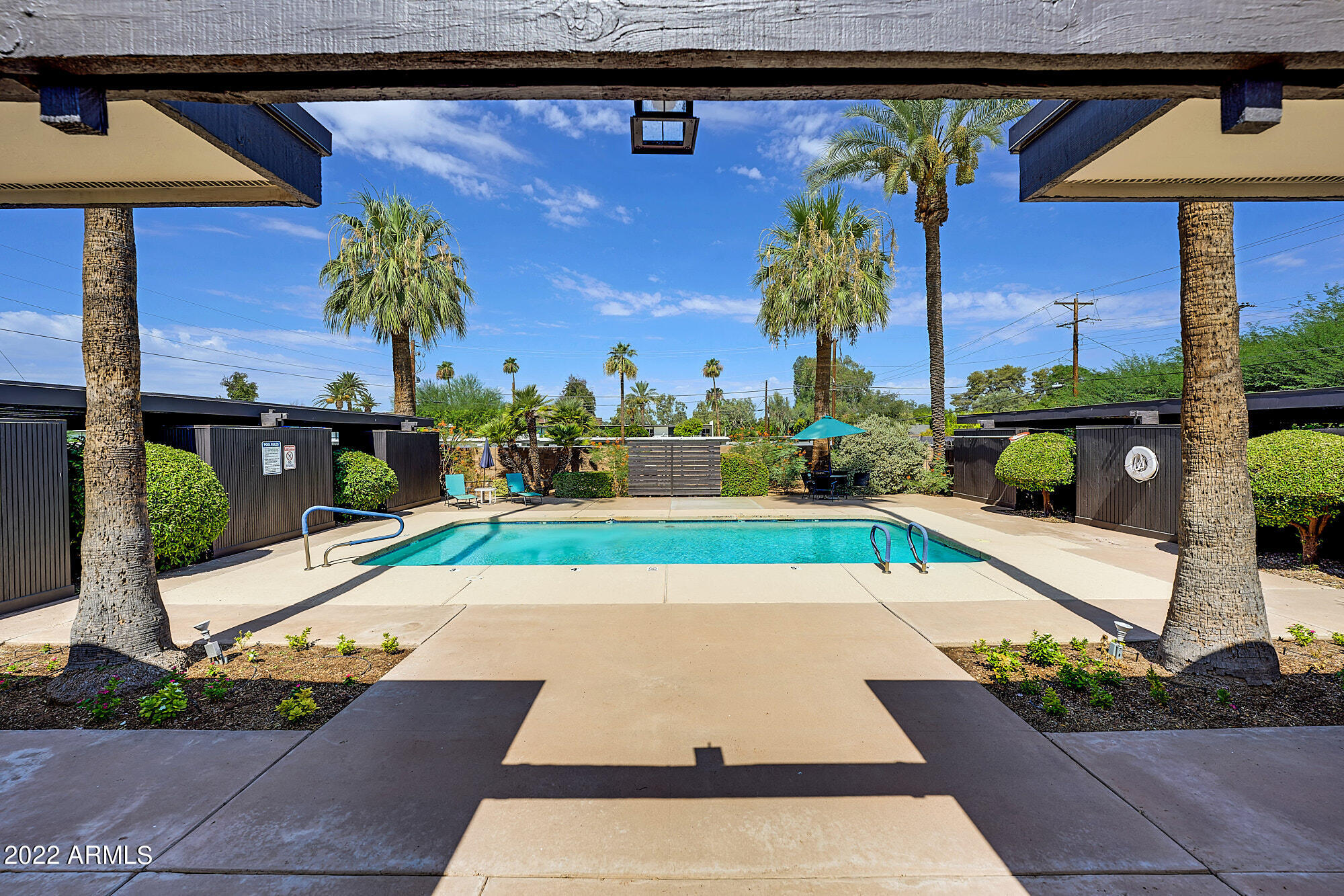 5028 N 34TH Street Unit: 8