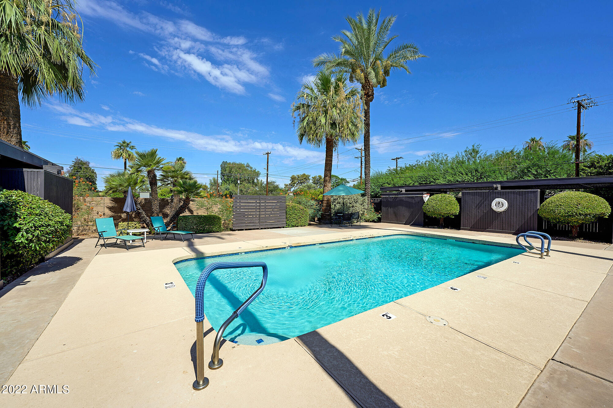 5028 N 34TH Street Unit: 8