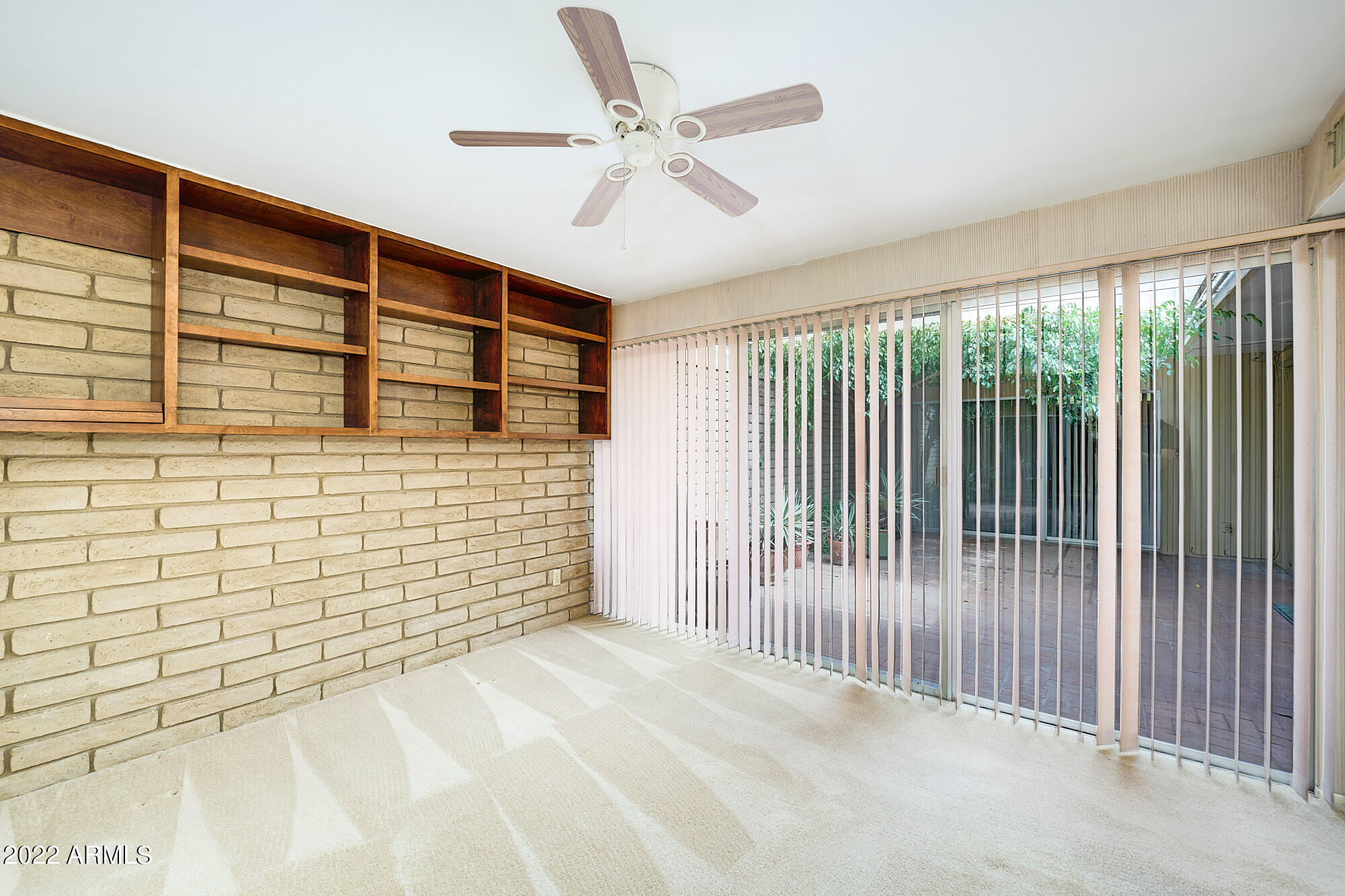 5028 N 34TH Street Unit: 8