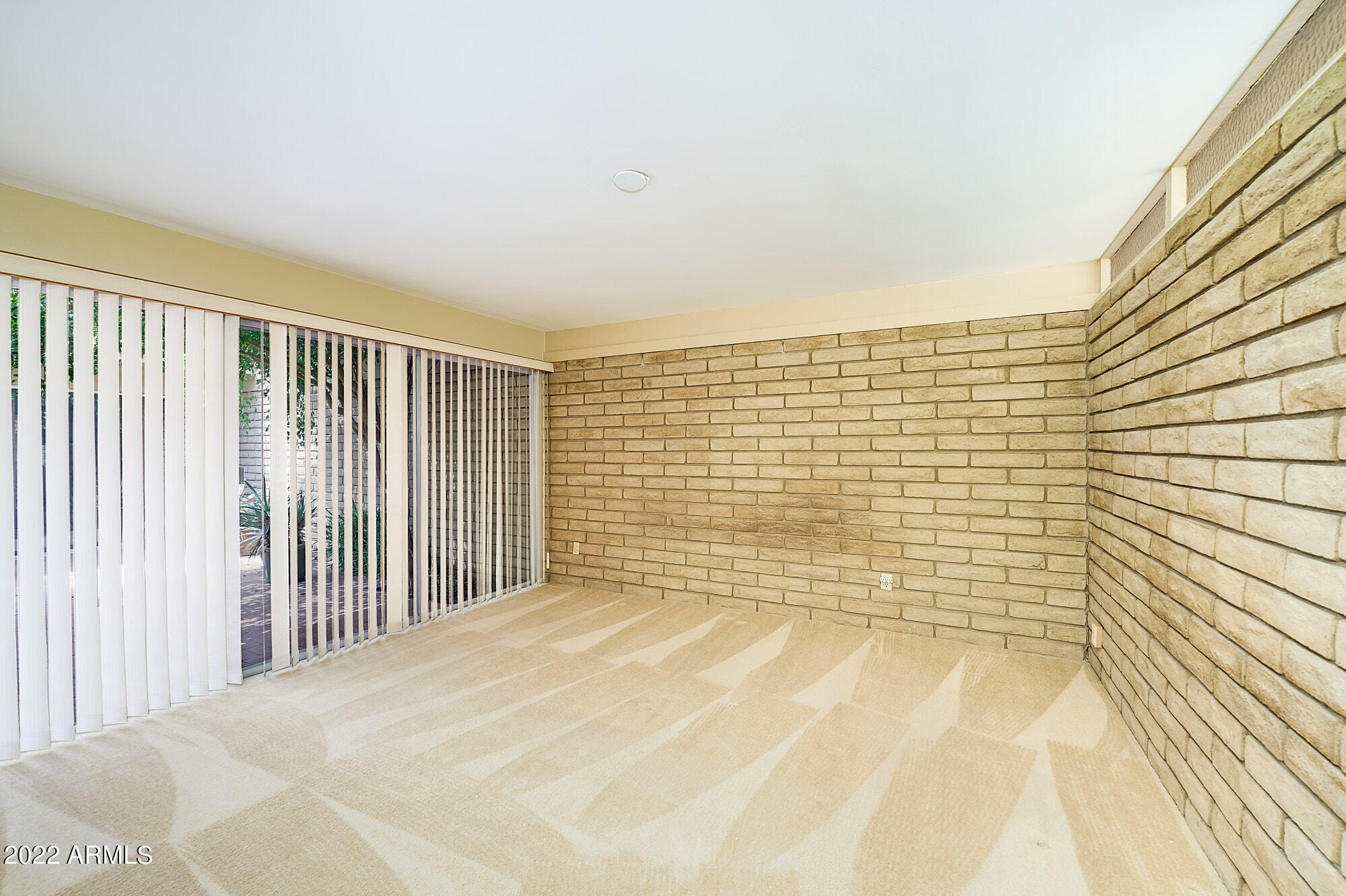 5028 N 34TH Street Unit: 8