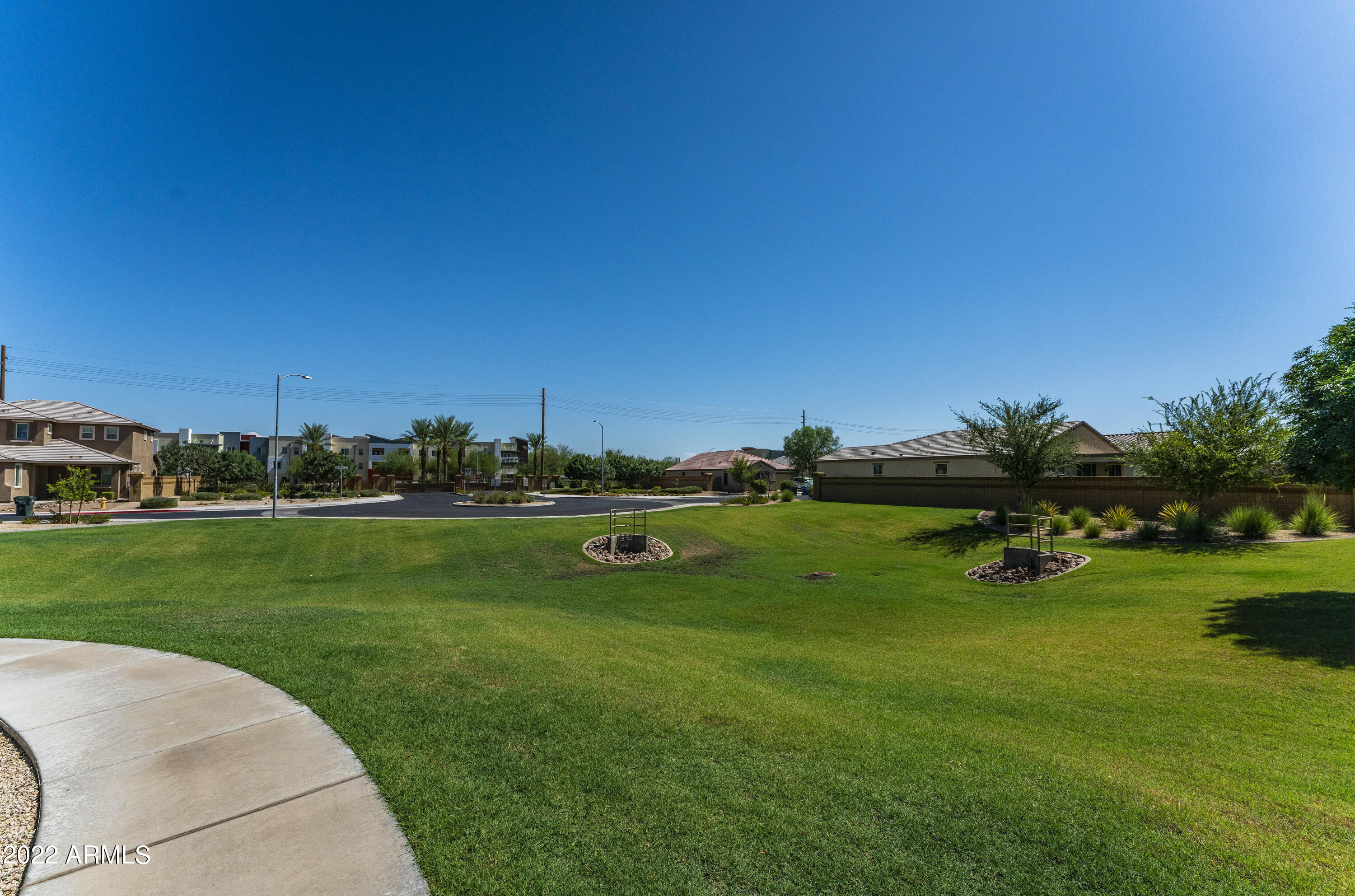 1721 E GRENADINE Road
