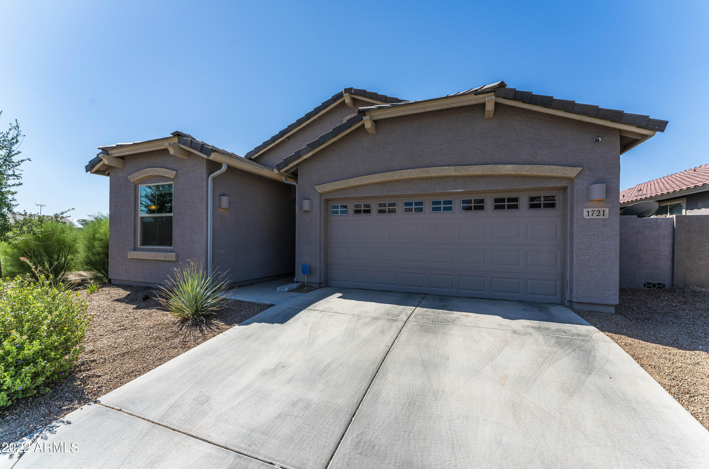 1721 E GRENADINE Road