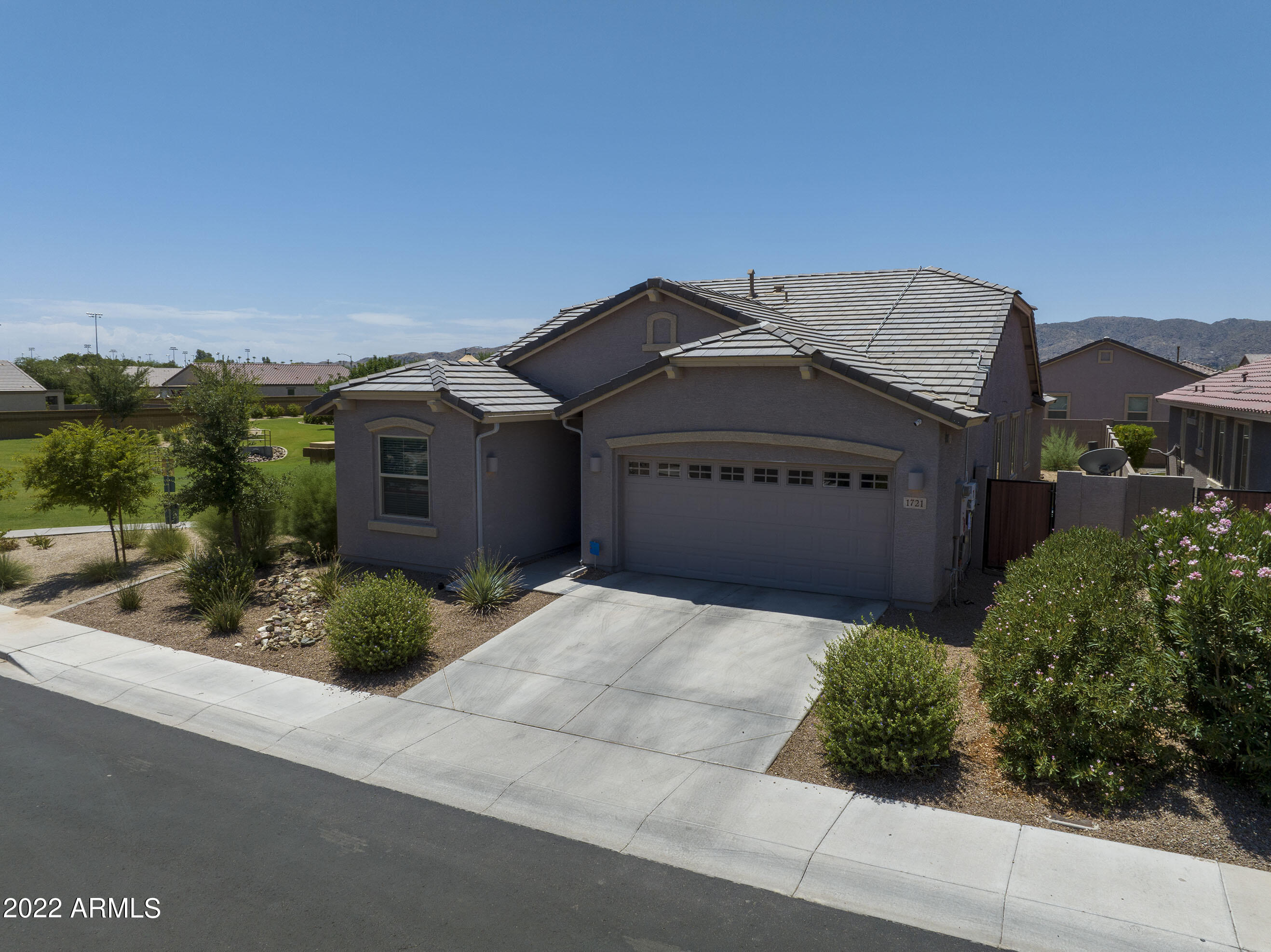 1721 E GRENADINE Road