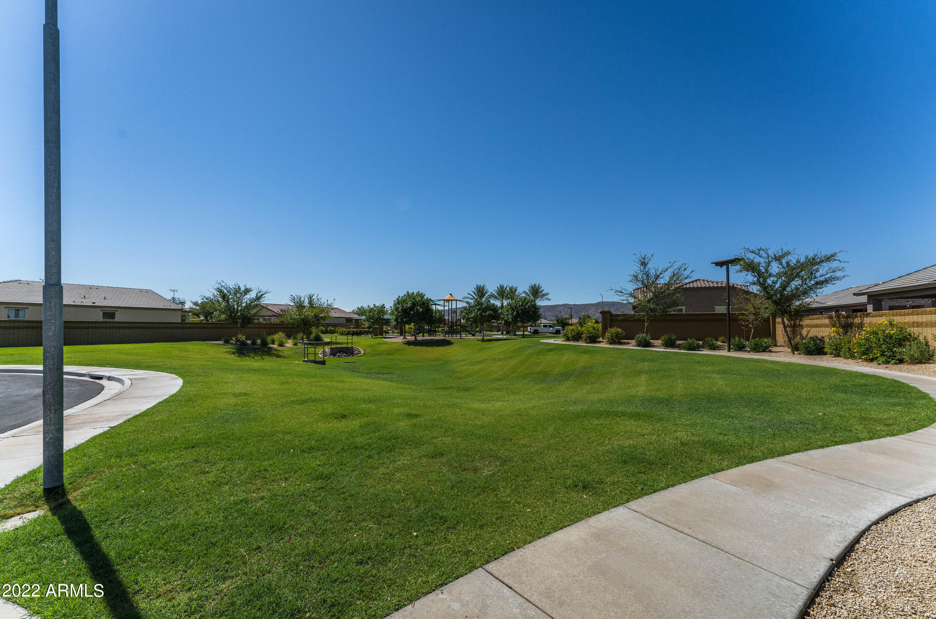 1721 E GRENADINE Road