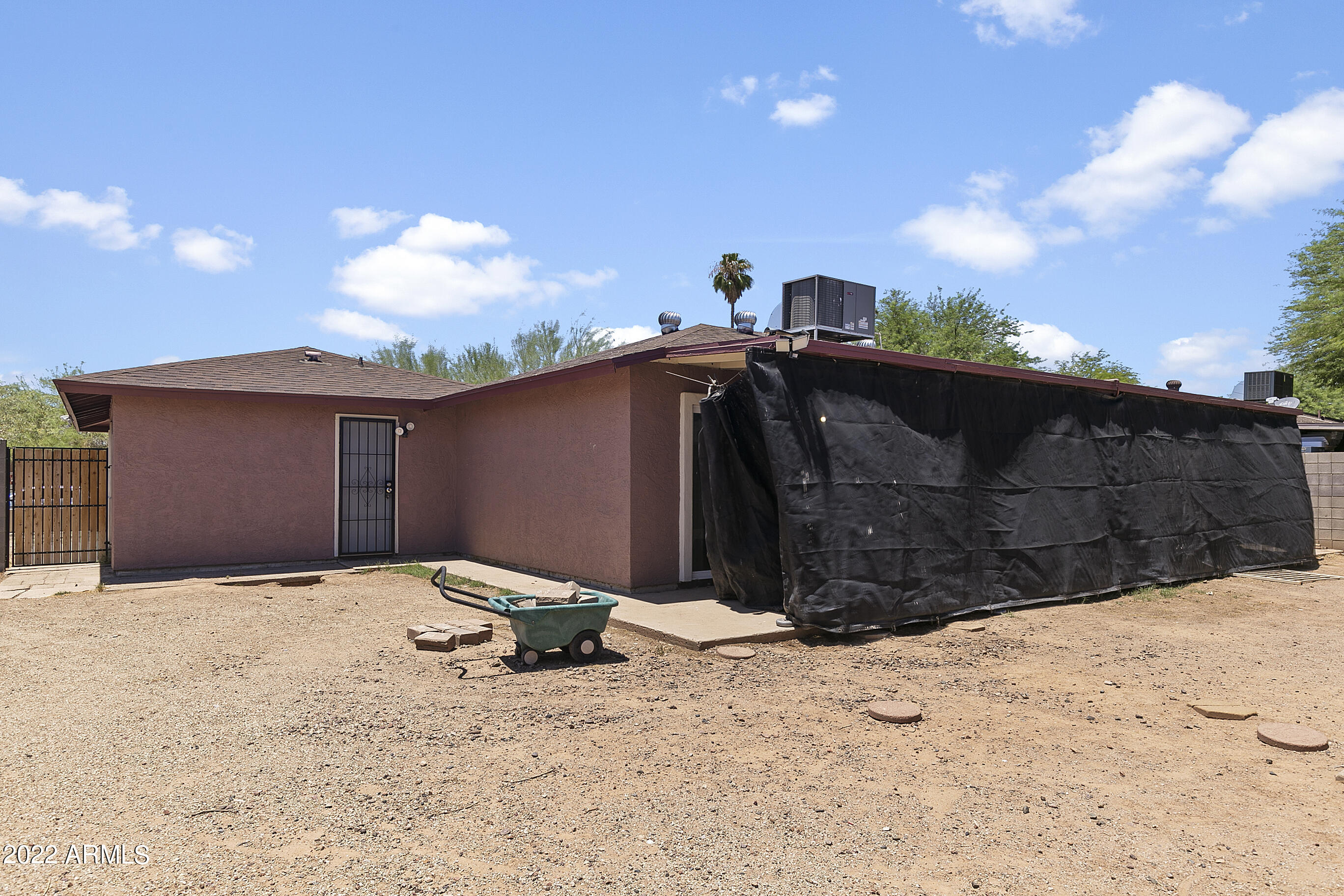 2635 N 46TH Avenue