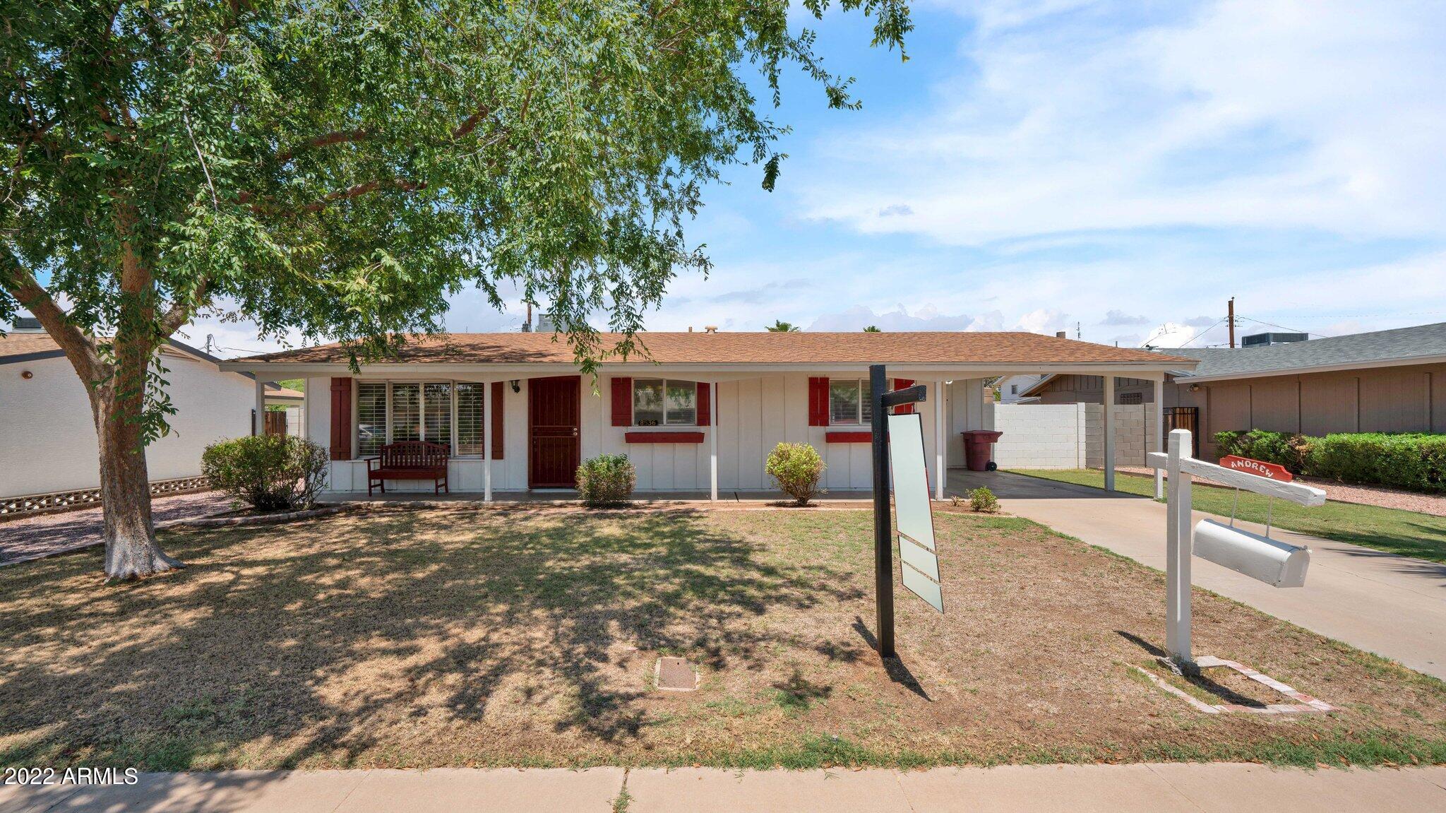 8536 E MACKENZIE Drive