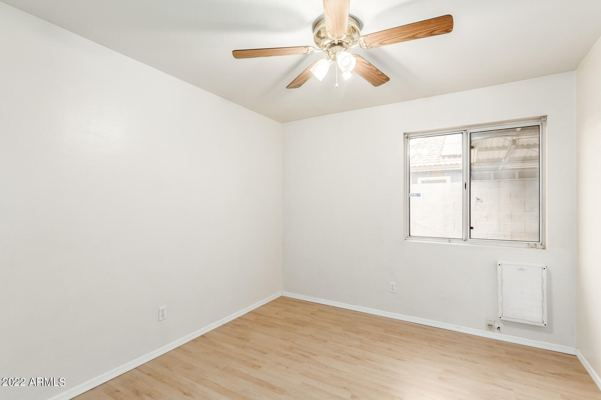 118 W VILLA THERESA Drive