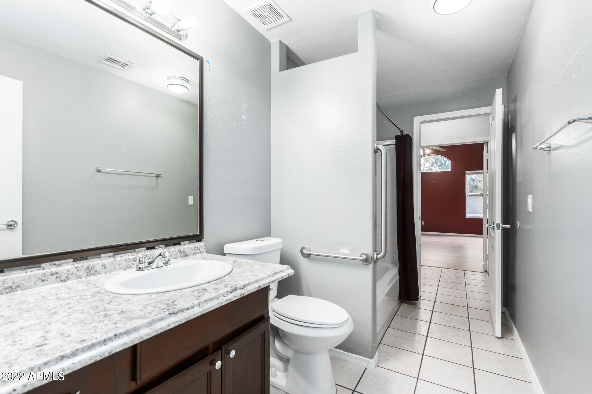 118 W VILLA THERESA Drive