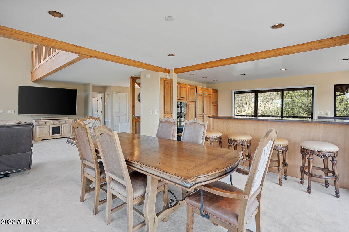 6115 W Skyview Circle