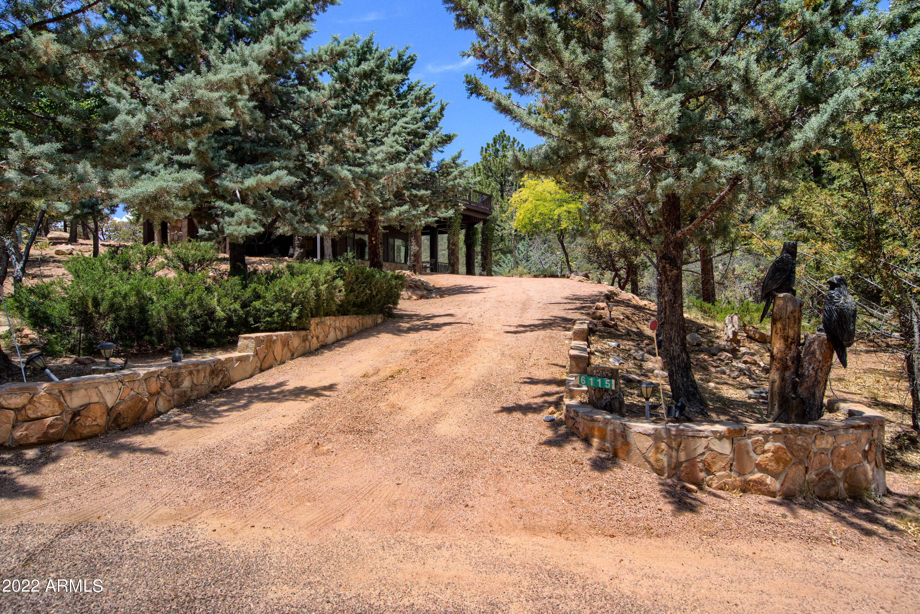 6115 W Skyview Circle