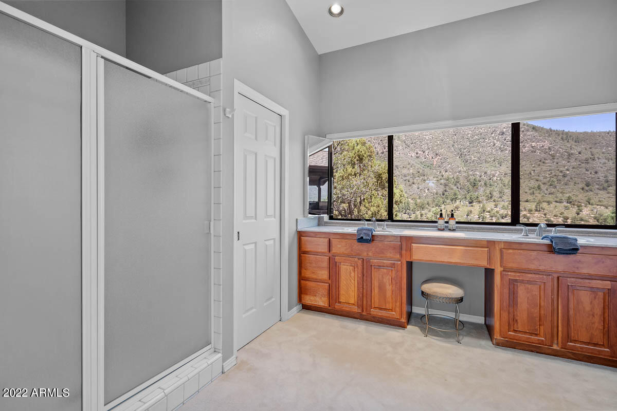 6115 W Skyview Circle