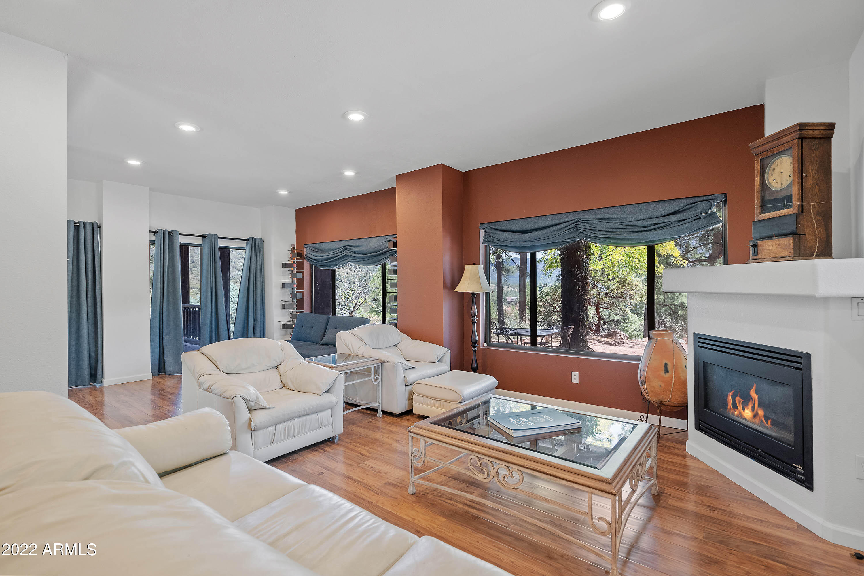 6115 W Skyview Circle
