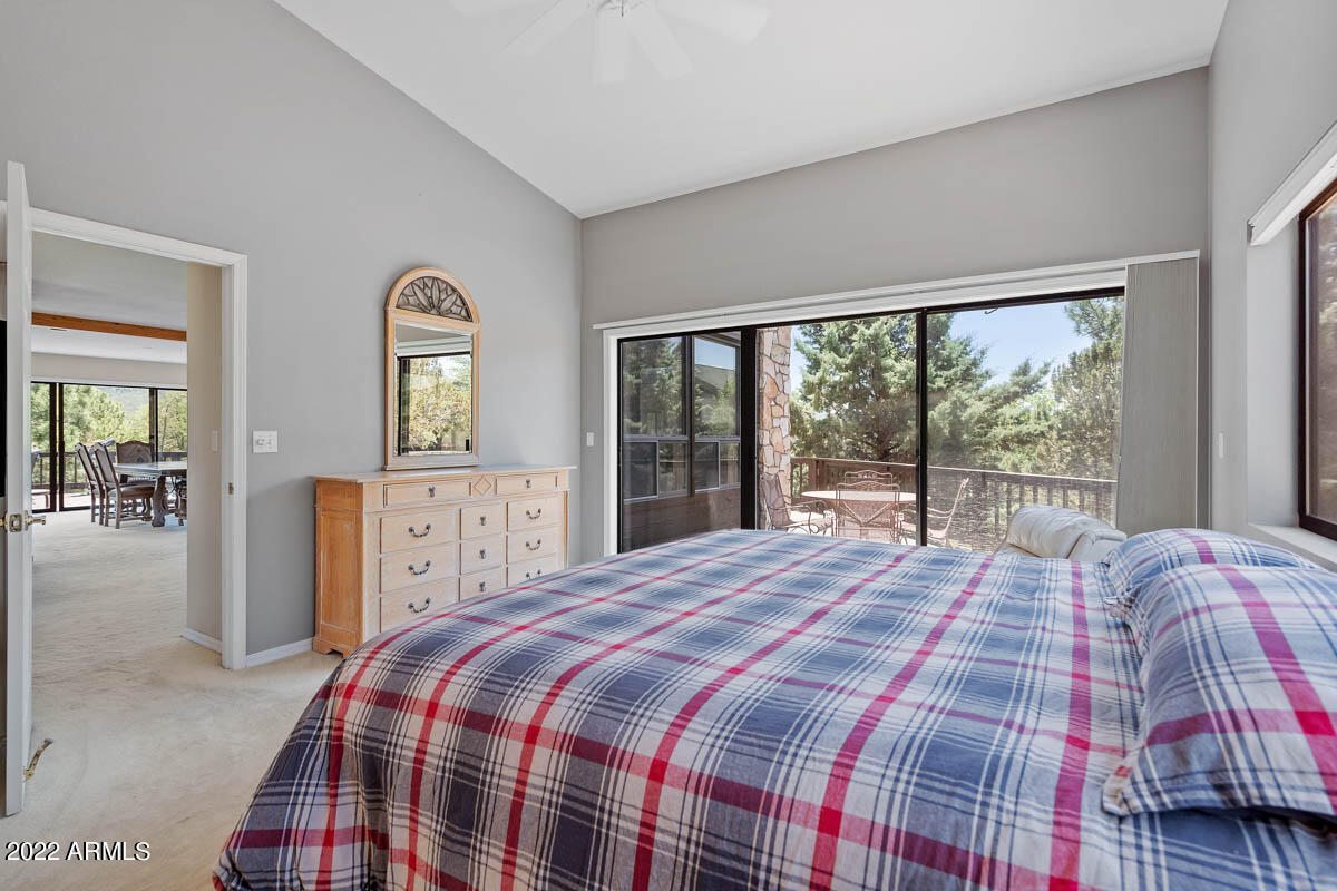 6115 W Skyview Circle
