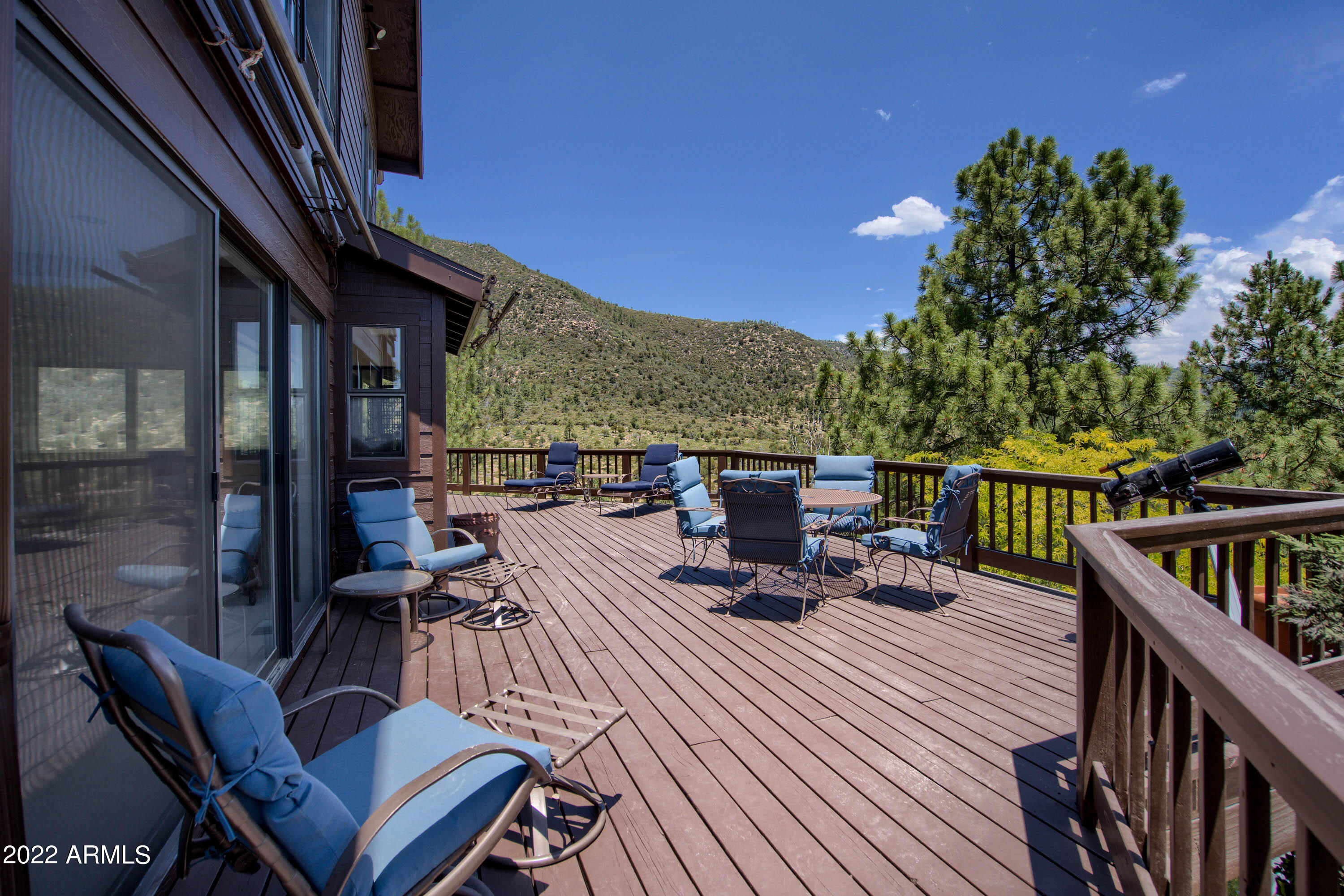 6115 W Skyview Circle