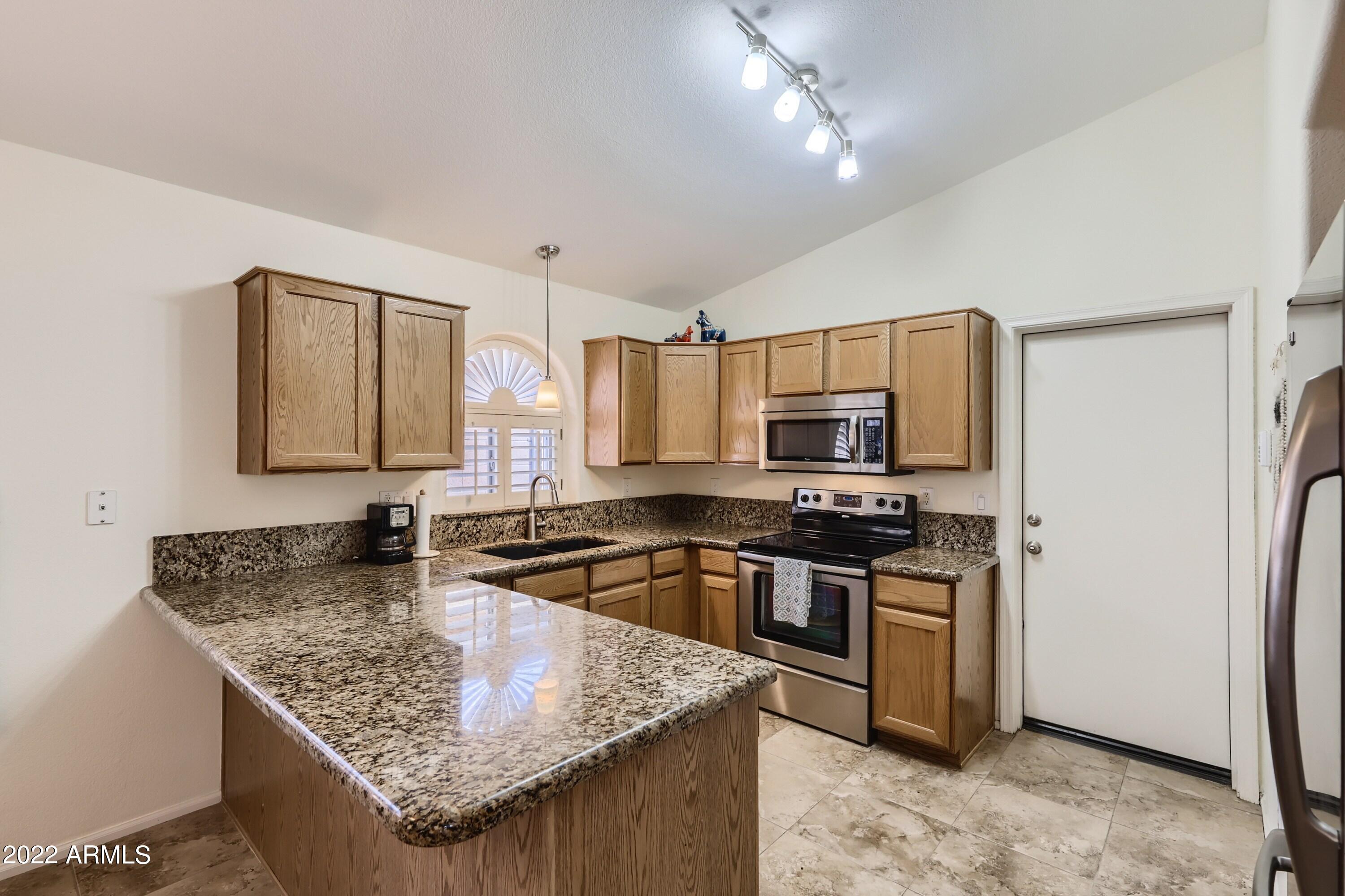 20814 N 38th Place