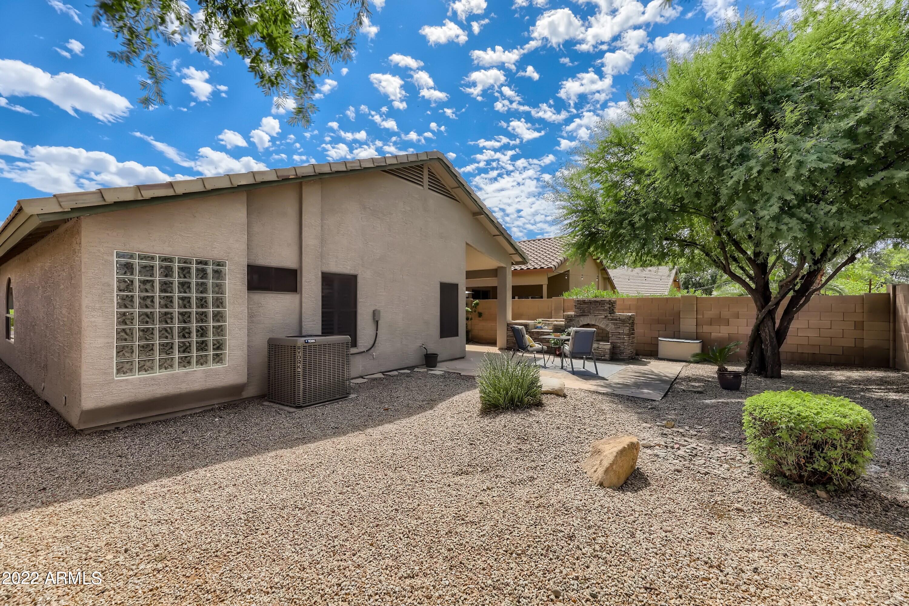 20814 N 38th Place