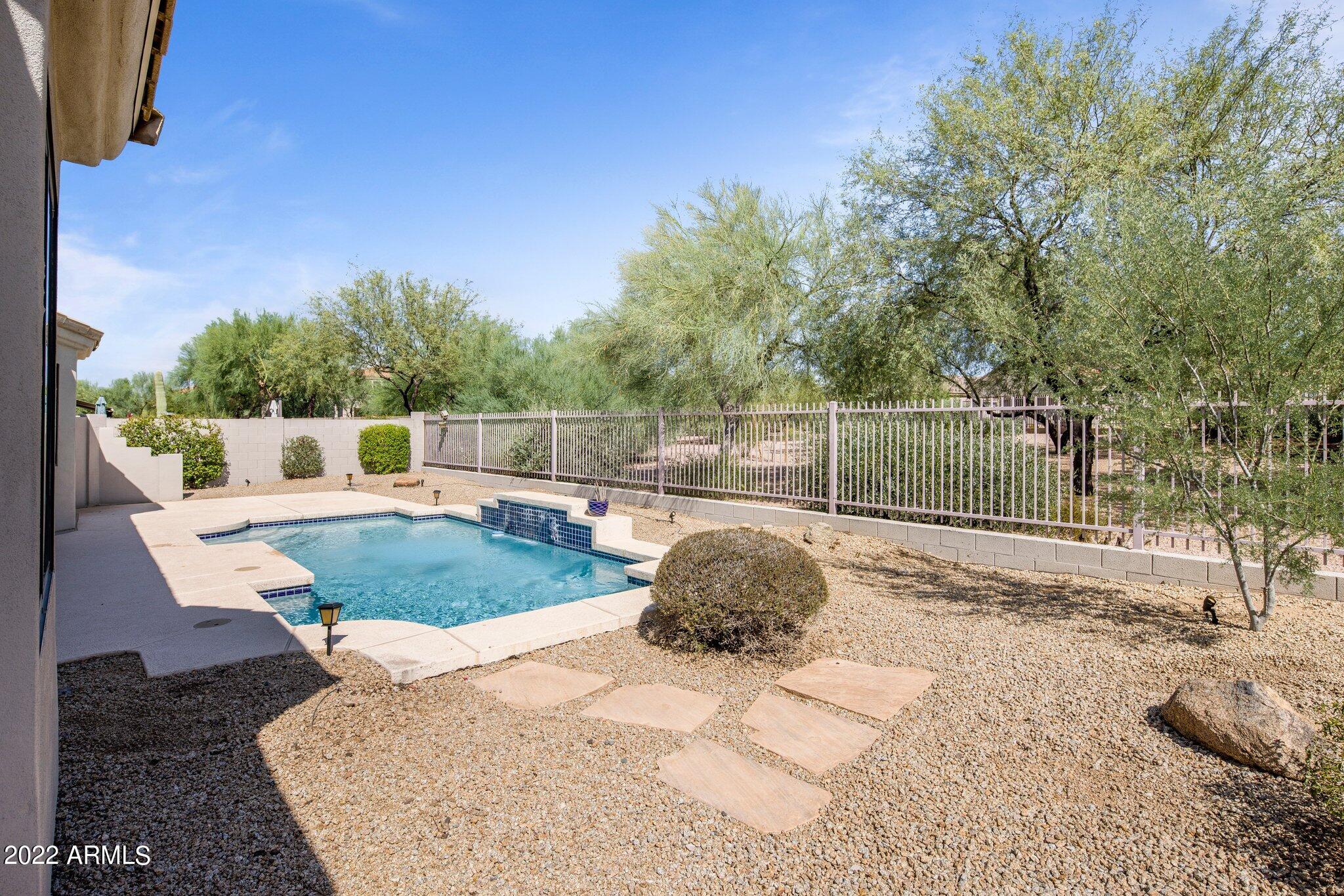 5226 E HERRERA Drive