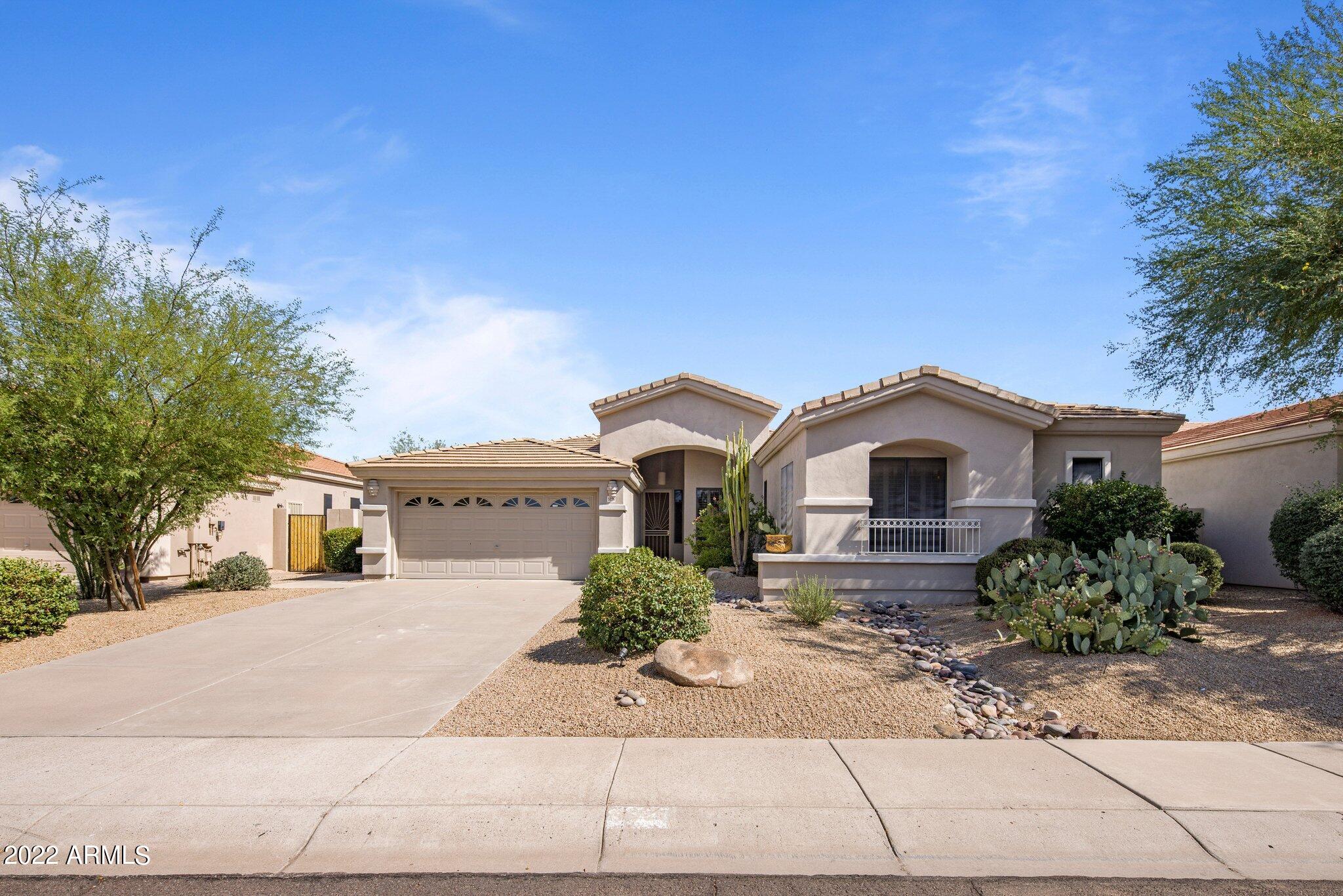 5226 E HERRERA Drive