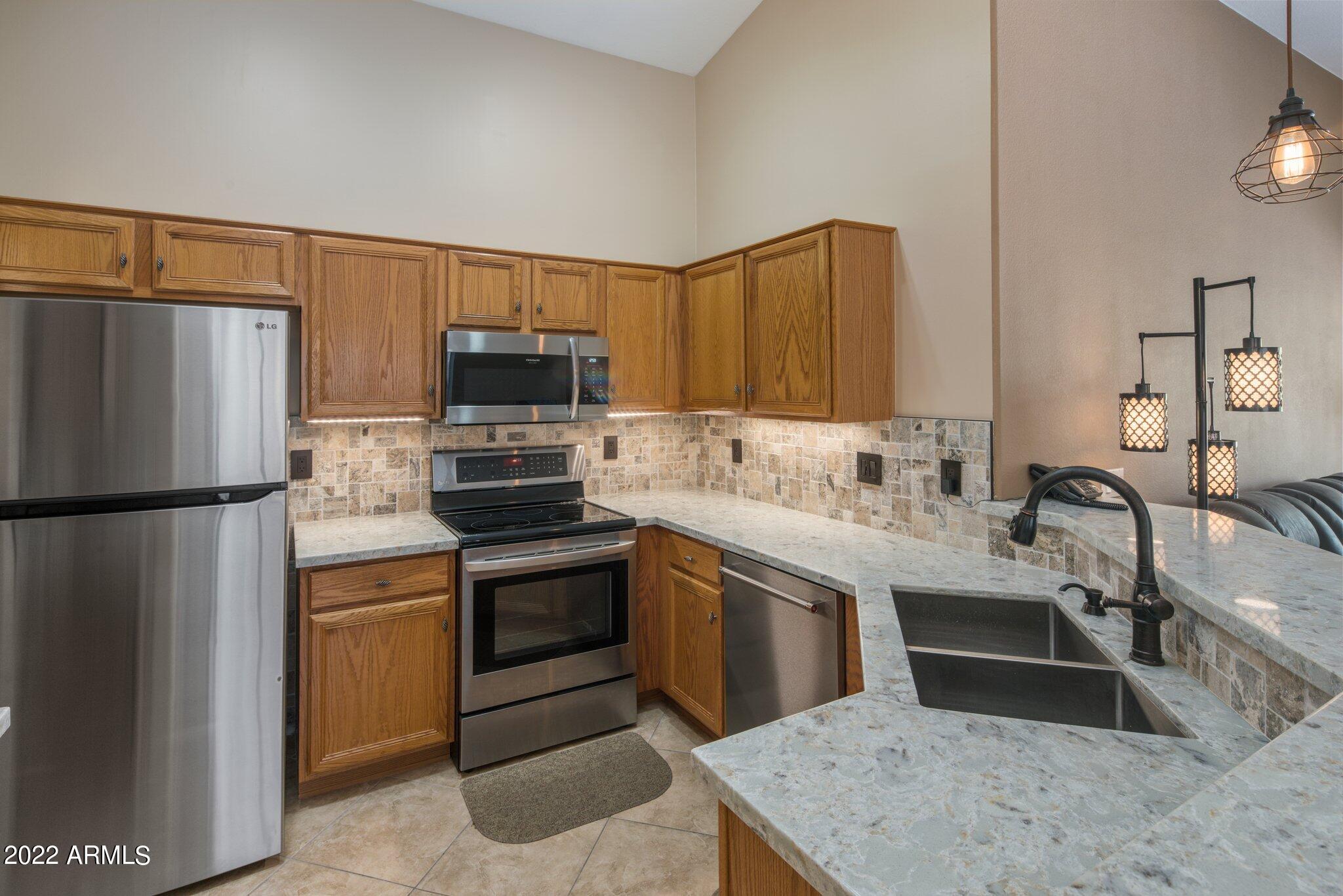 4330 E TETHER Trail