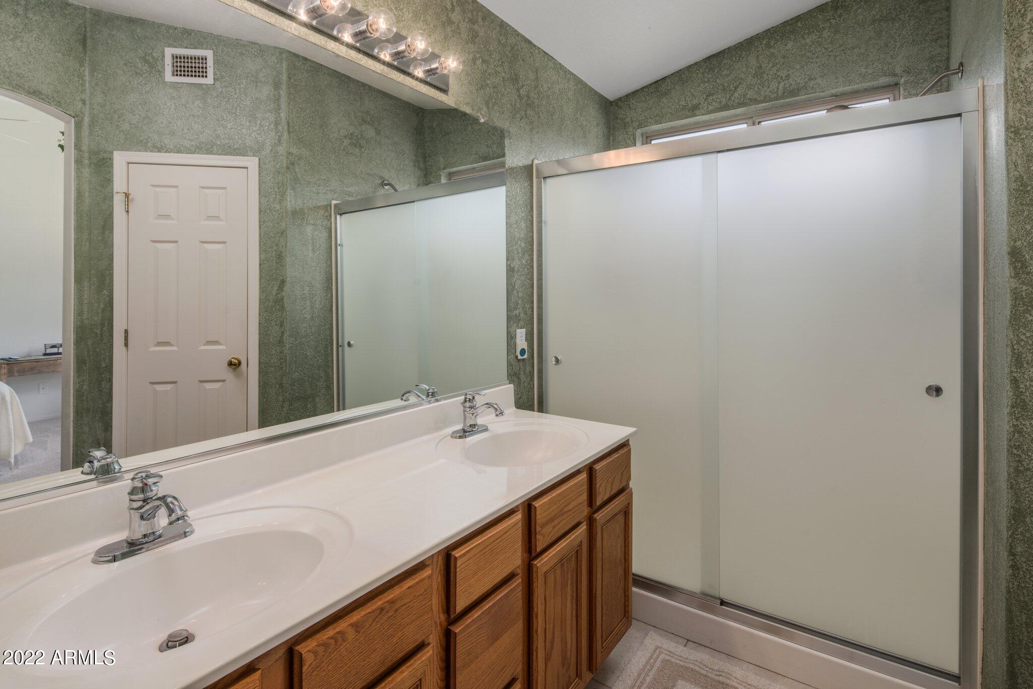4330 E TETHER Trail