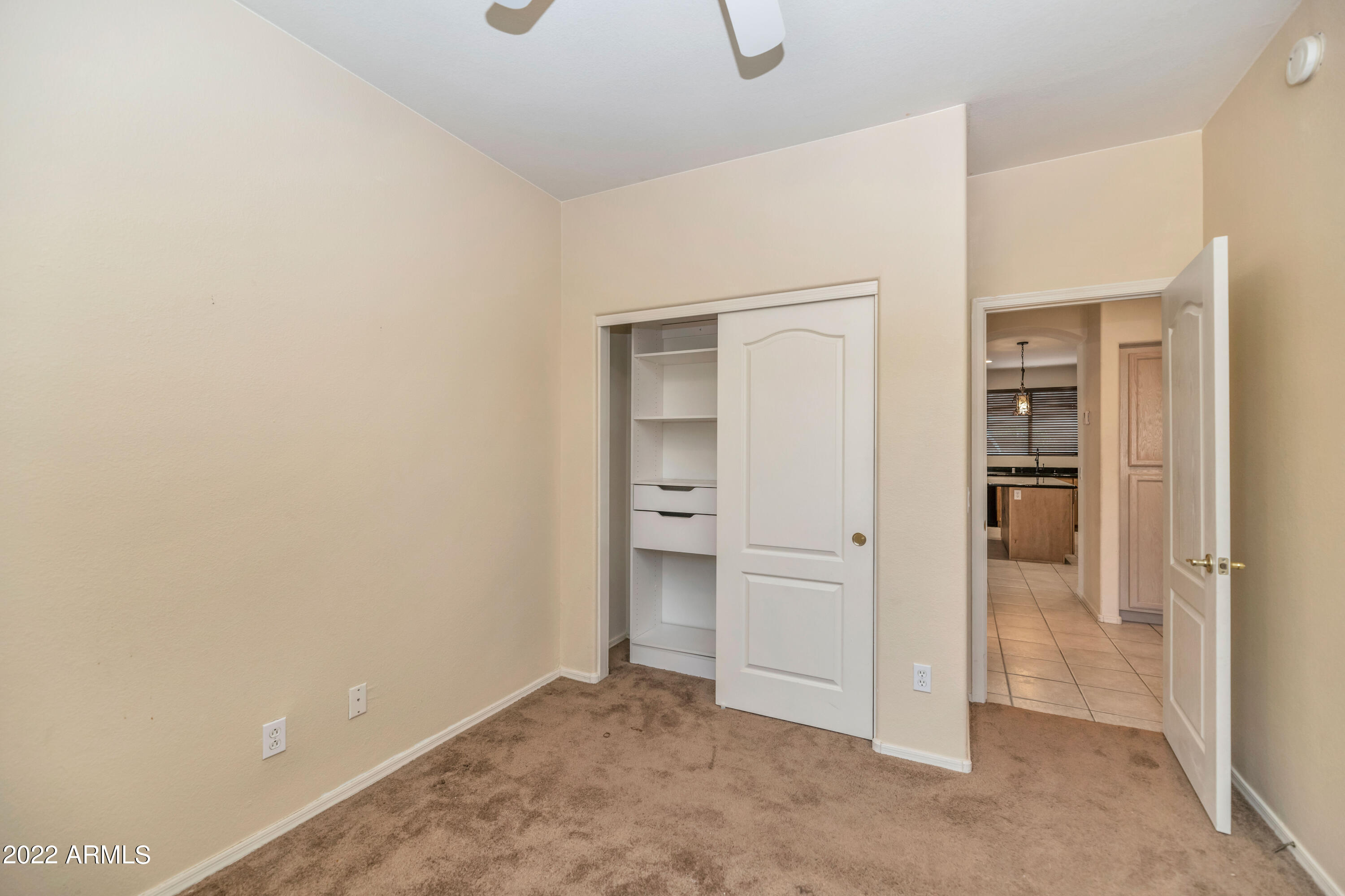 2810 E CARLA VISTA Drive