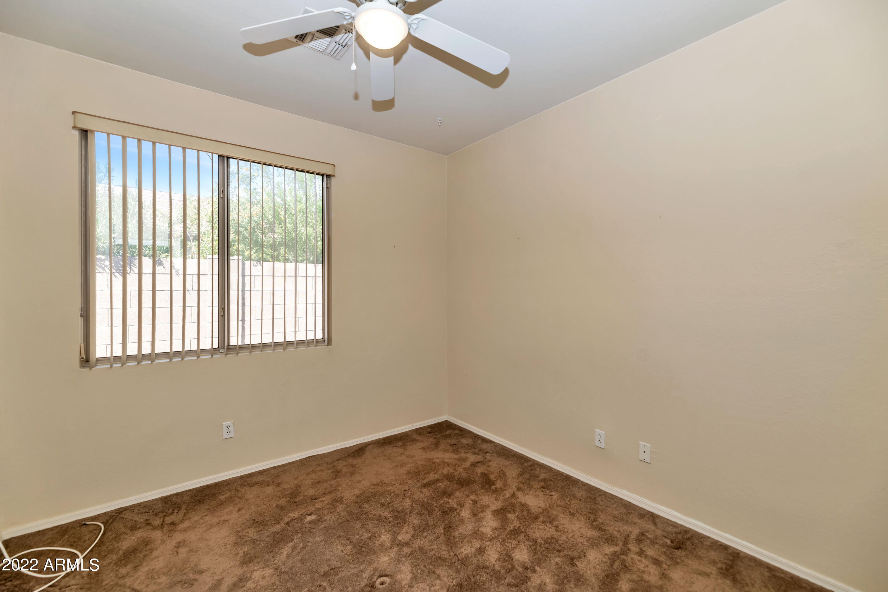 2810 E CARLA VISTA Drive