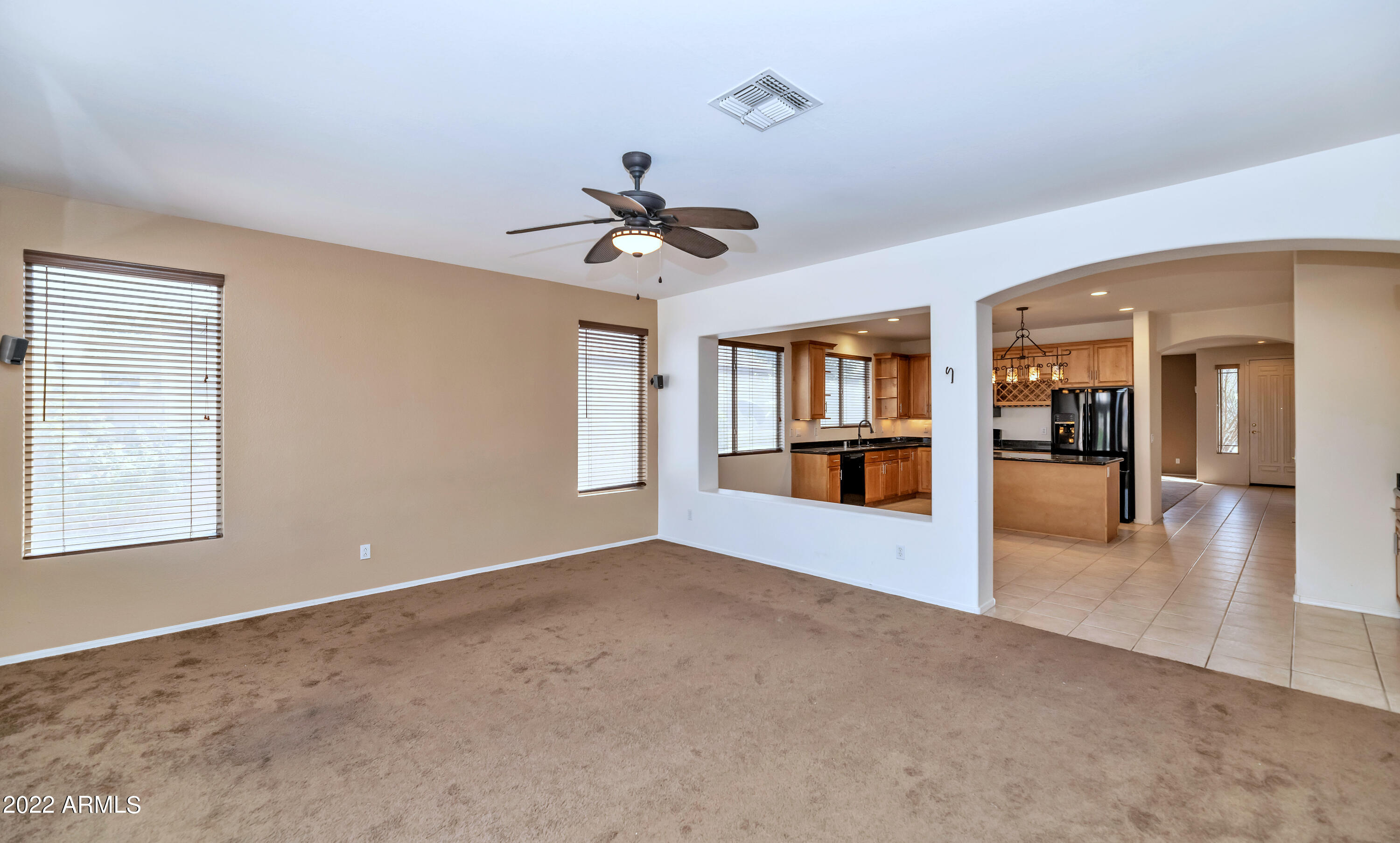 2810 E CARLA VISTA Drive