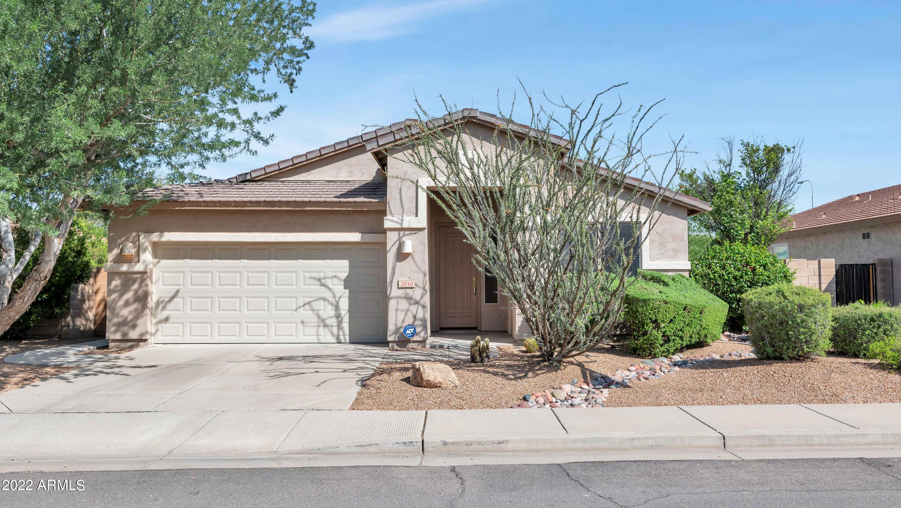 2810 E CARLA VISTA Drive