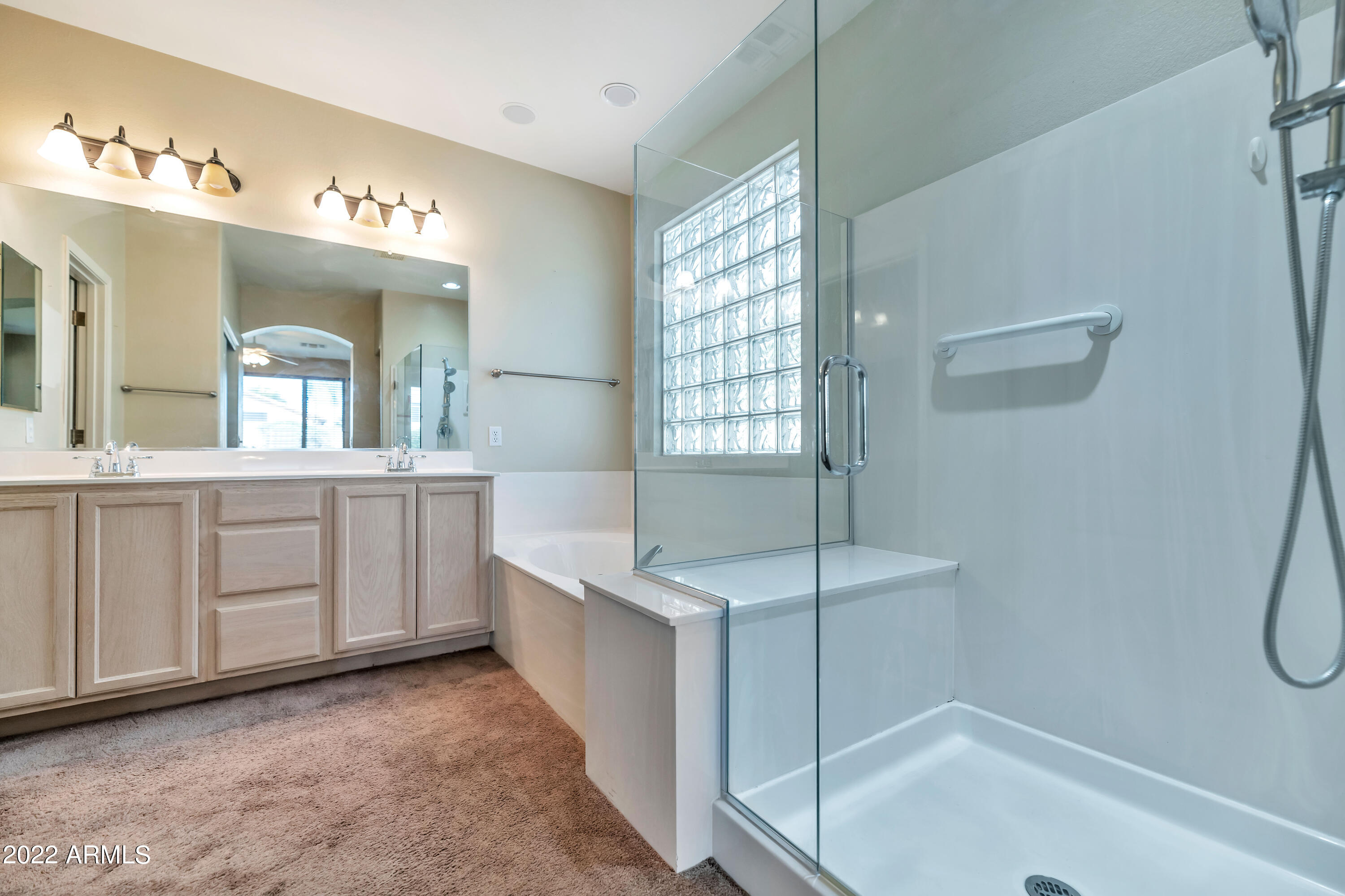 2810 E CARLA VISTA Drive