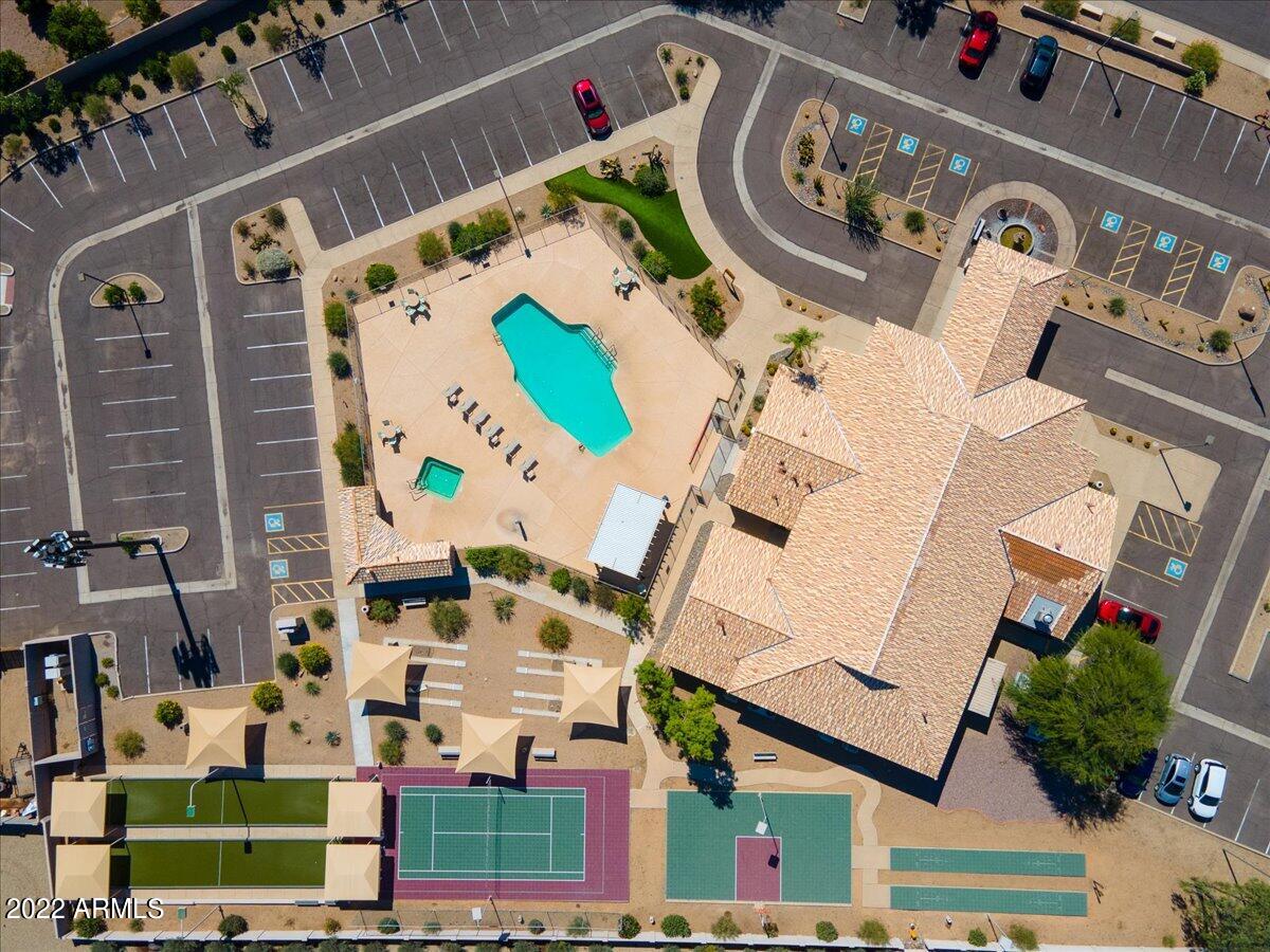 11025 W WIKIEUP Lane