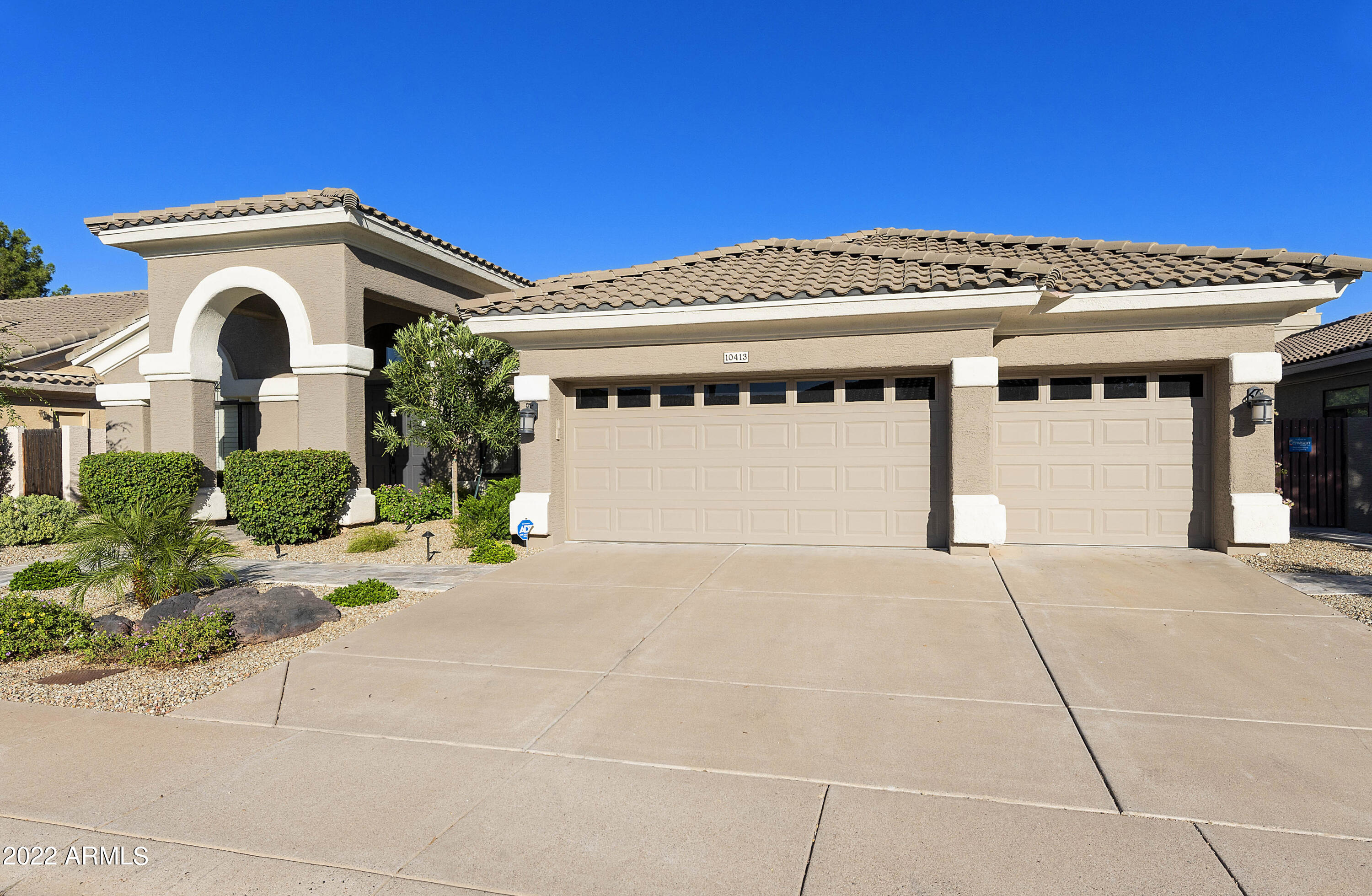 10413 N 55TH Place