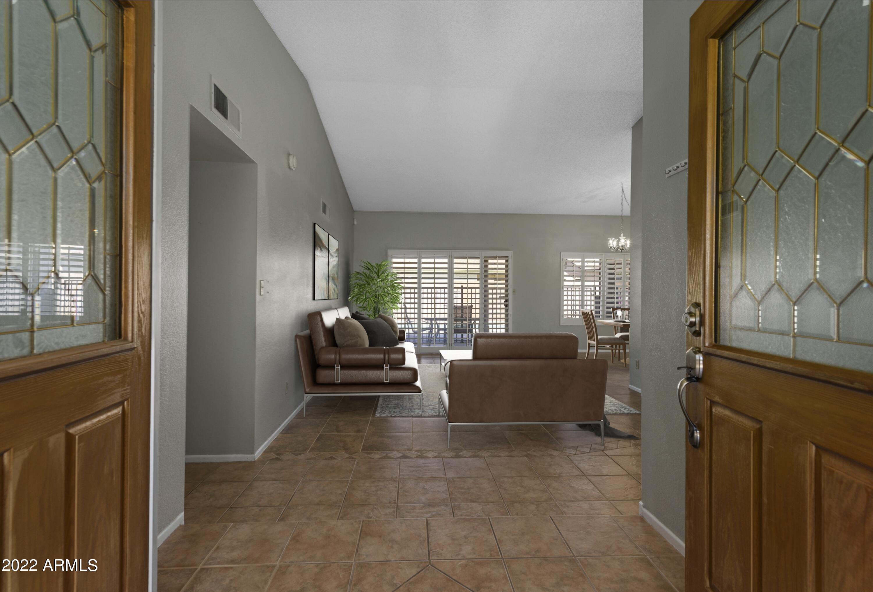 5426 W Sunnyside Drive