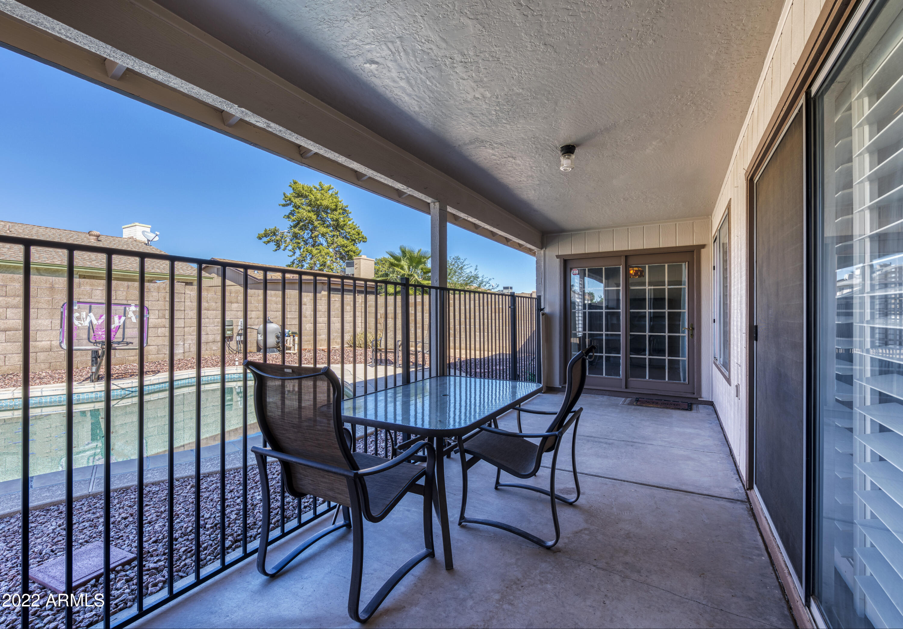 5426 W Sunnyside Drive