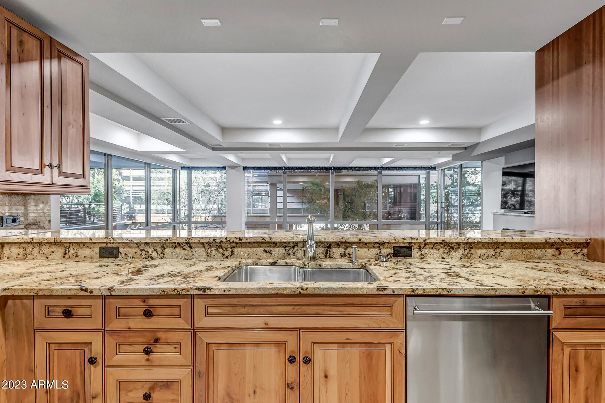 7151 E RANCHO VISTA Drive Unit: 2006
