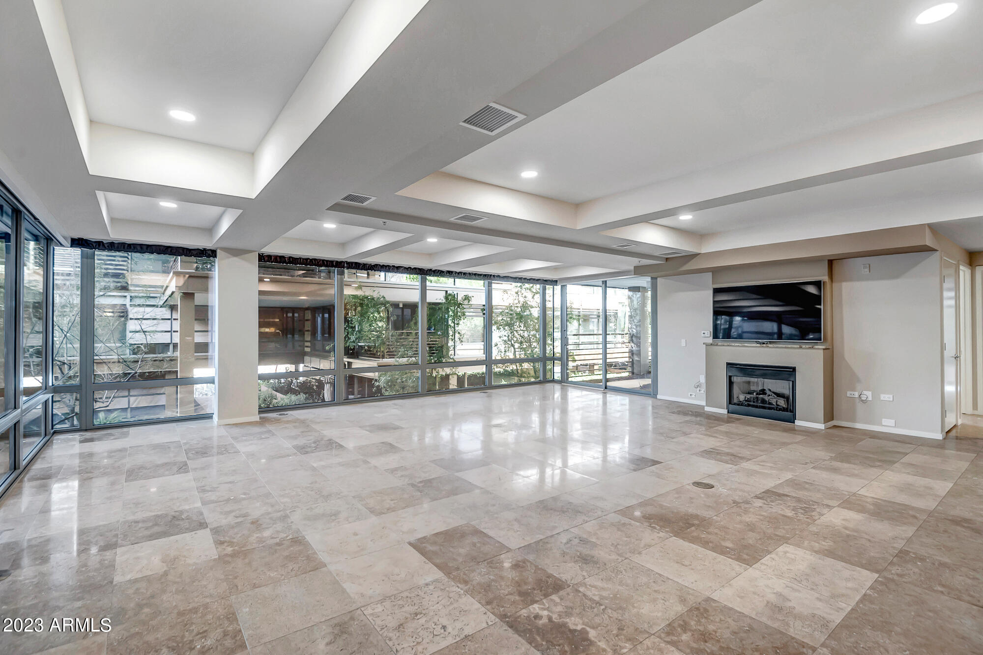 7151 E RANCHO VISTA Drive Unit: 2006