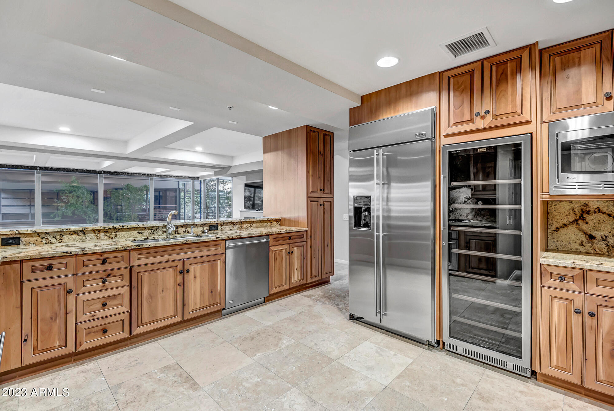 7151 E RANCHO VISTA Drive Unit: 2006