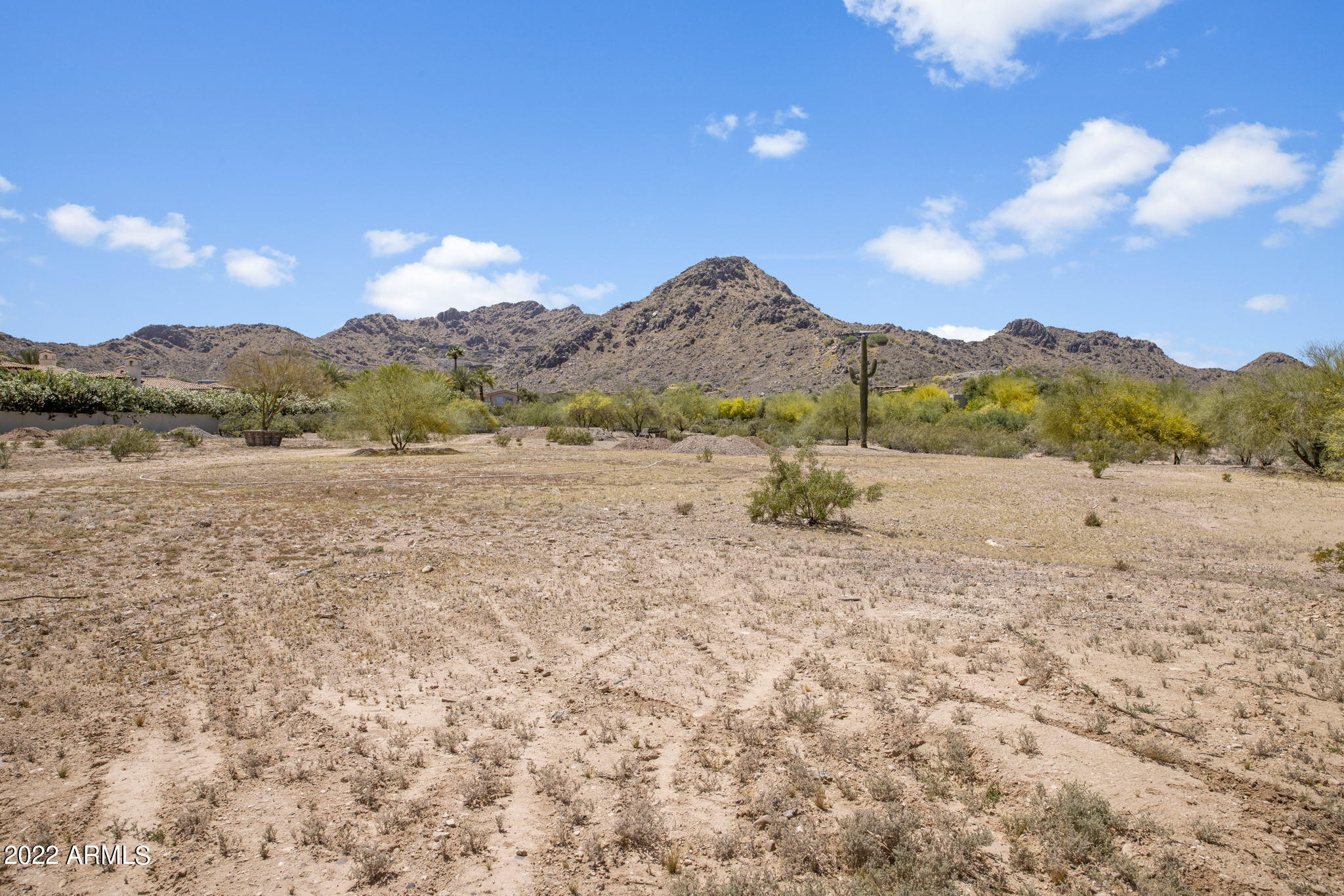 7815 N IRONWOOD LOT 1 Drive Unit: 8