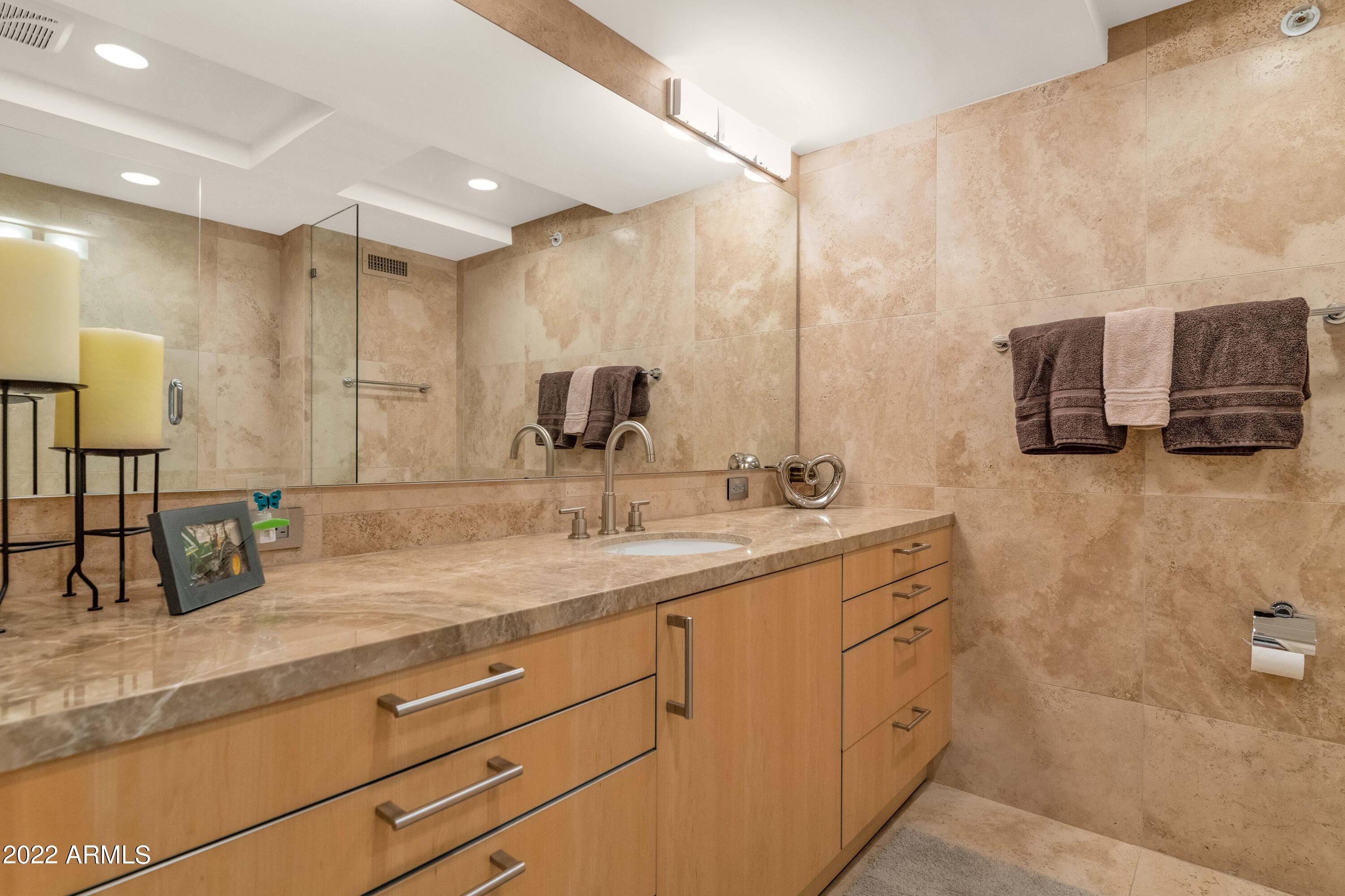7157 E RANCHO VISTA Drive Unit: 2013