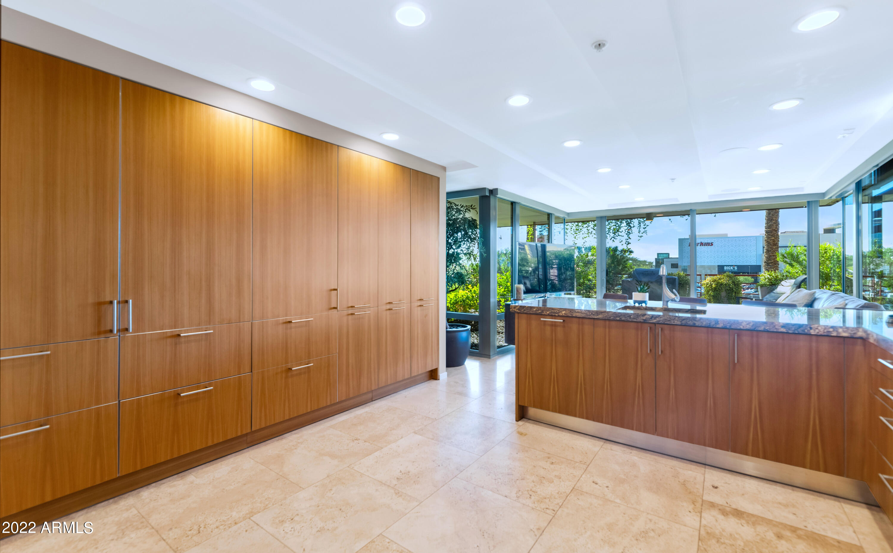7157 E RANCHO VISTA Drive Unit: 2013