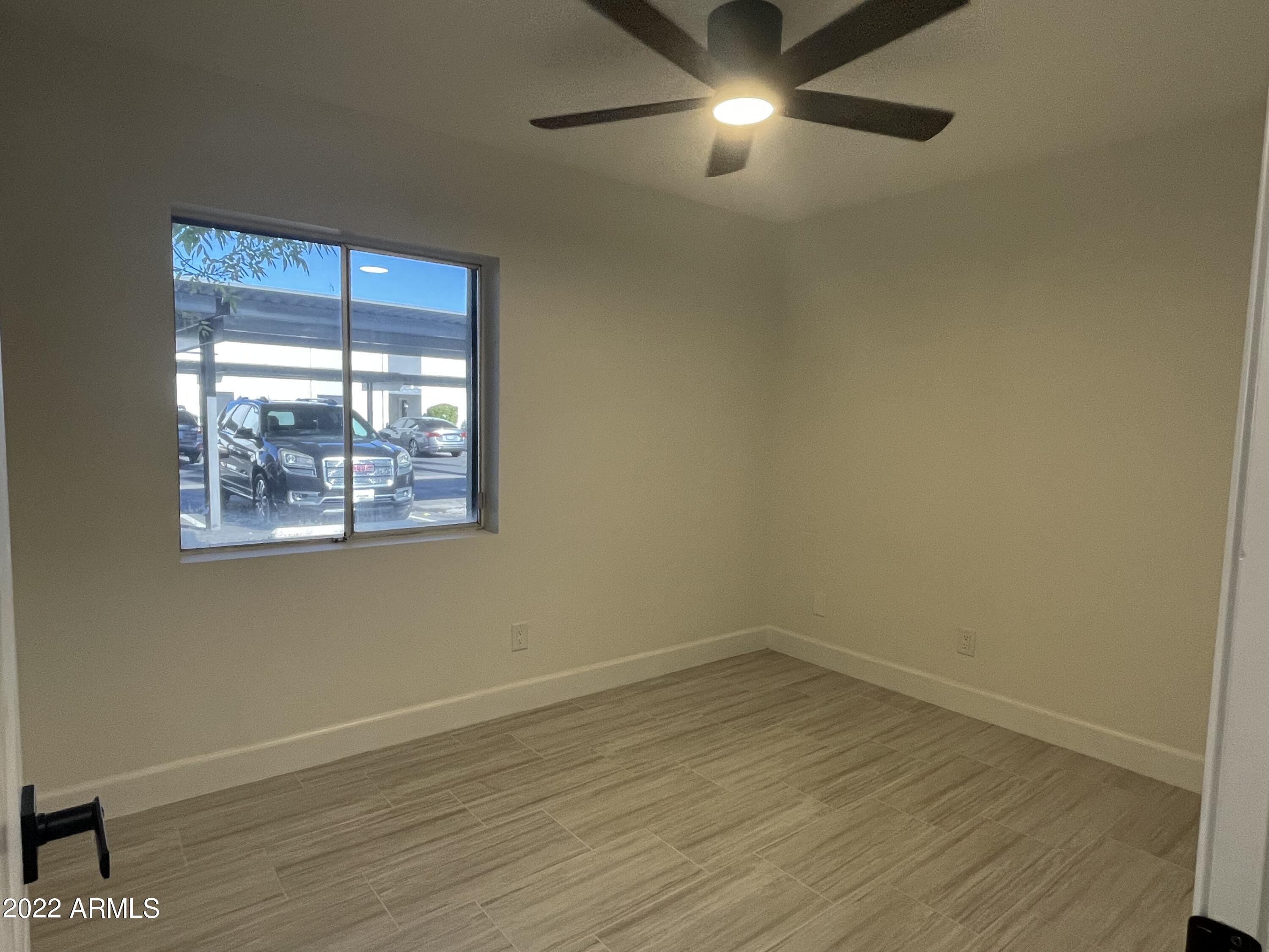 8562 E INDIAN SCHOOL Road Unit: E