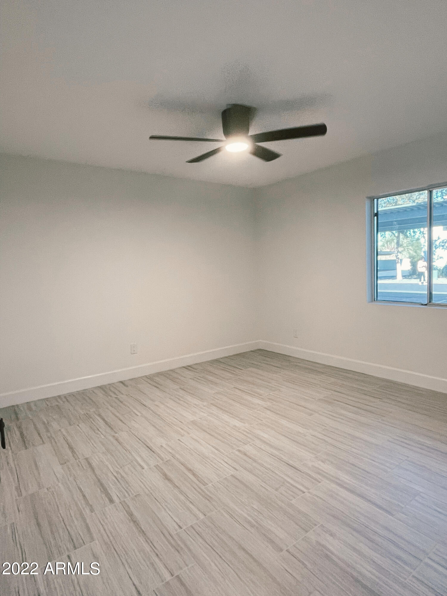 8562 E INDIAN SCHOOL Road Unit: E