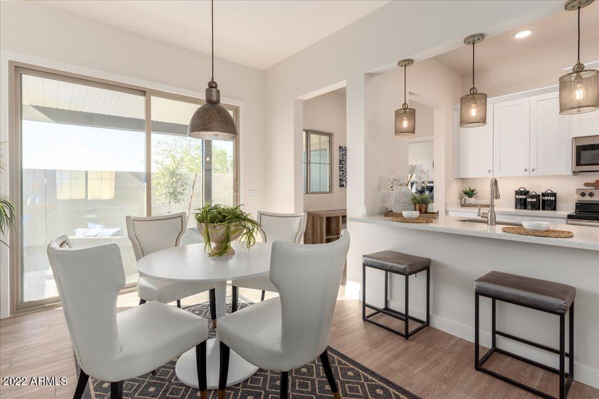 1500 E Wahalla Lane Unit: 12W