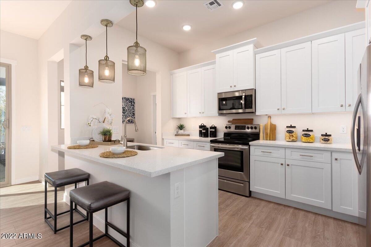 1500 E Wahalla Lane Unit: 12W
