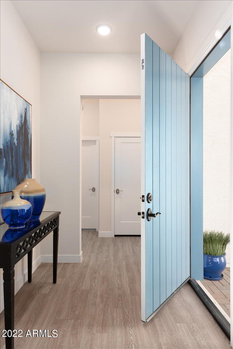 1500 E Wahalla Lane Unit: 12W