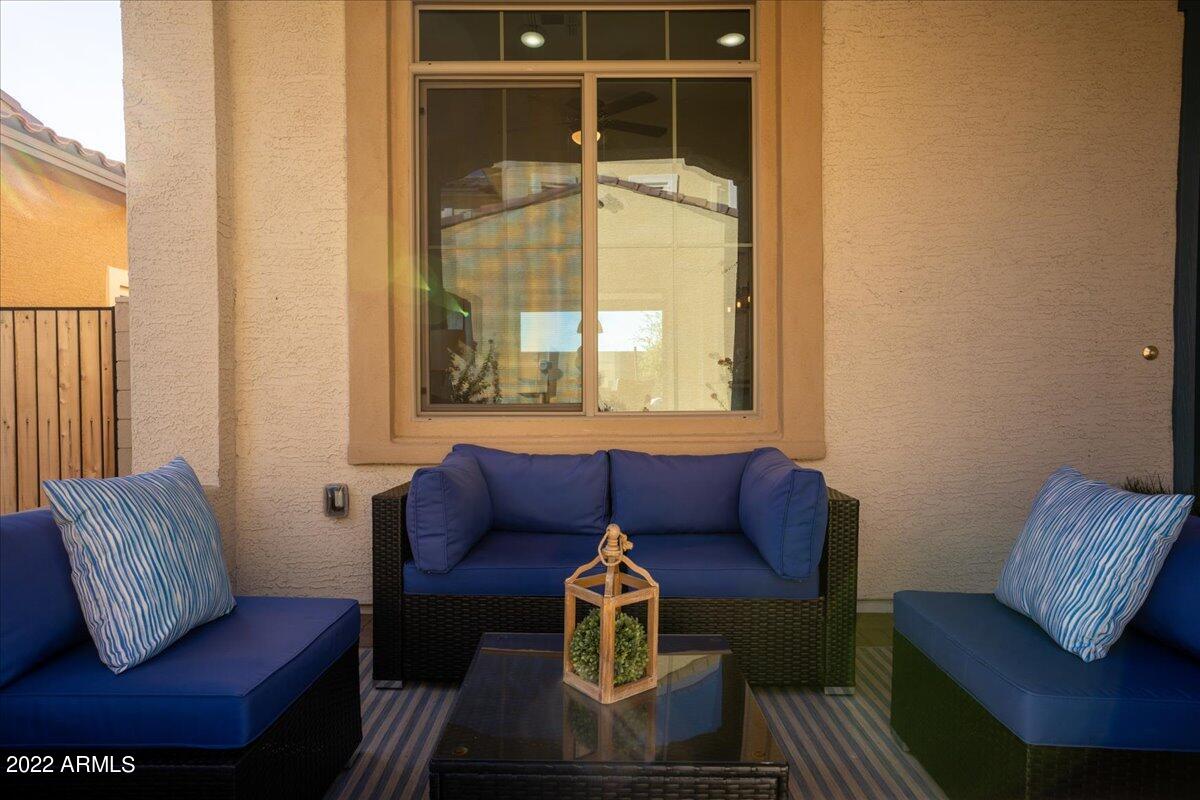 1500 E Wahalla Lane Unit: 12W