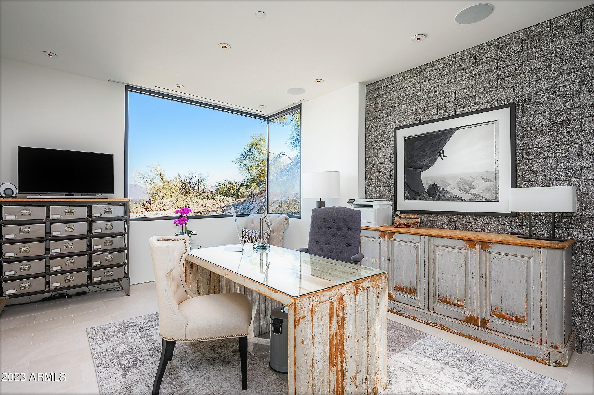 7777 N SAGUARO Drive