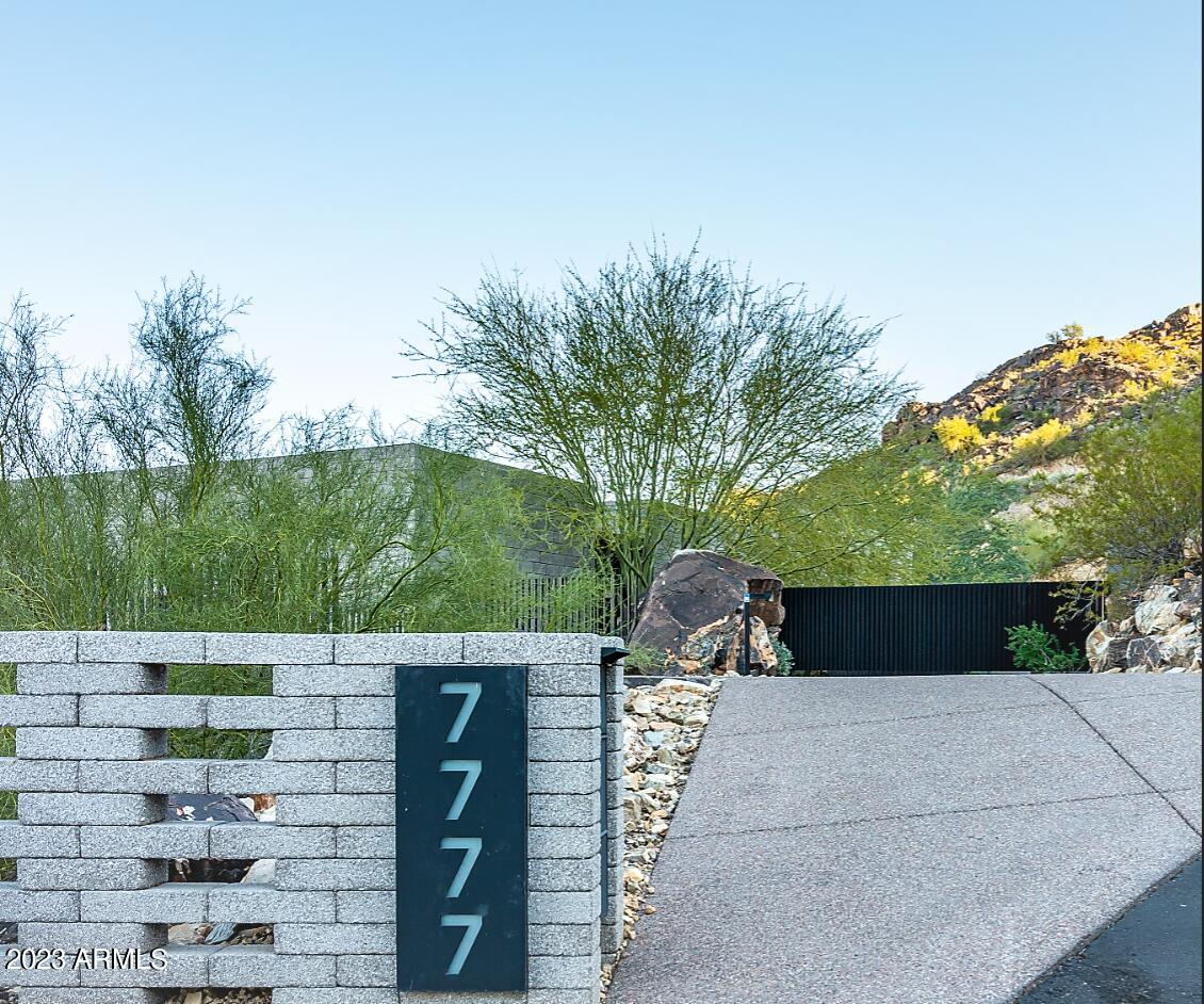 7777 N SAGUARO Drive