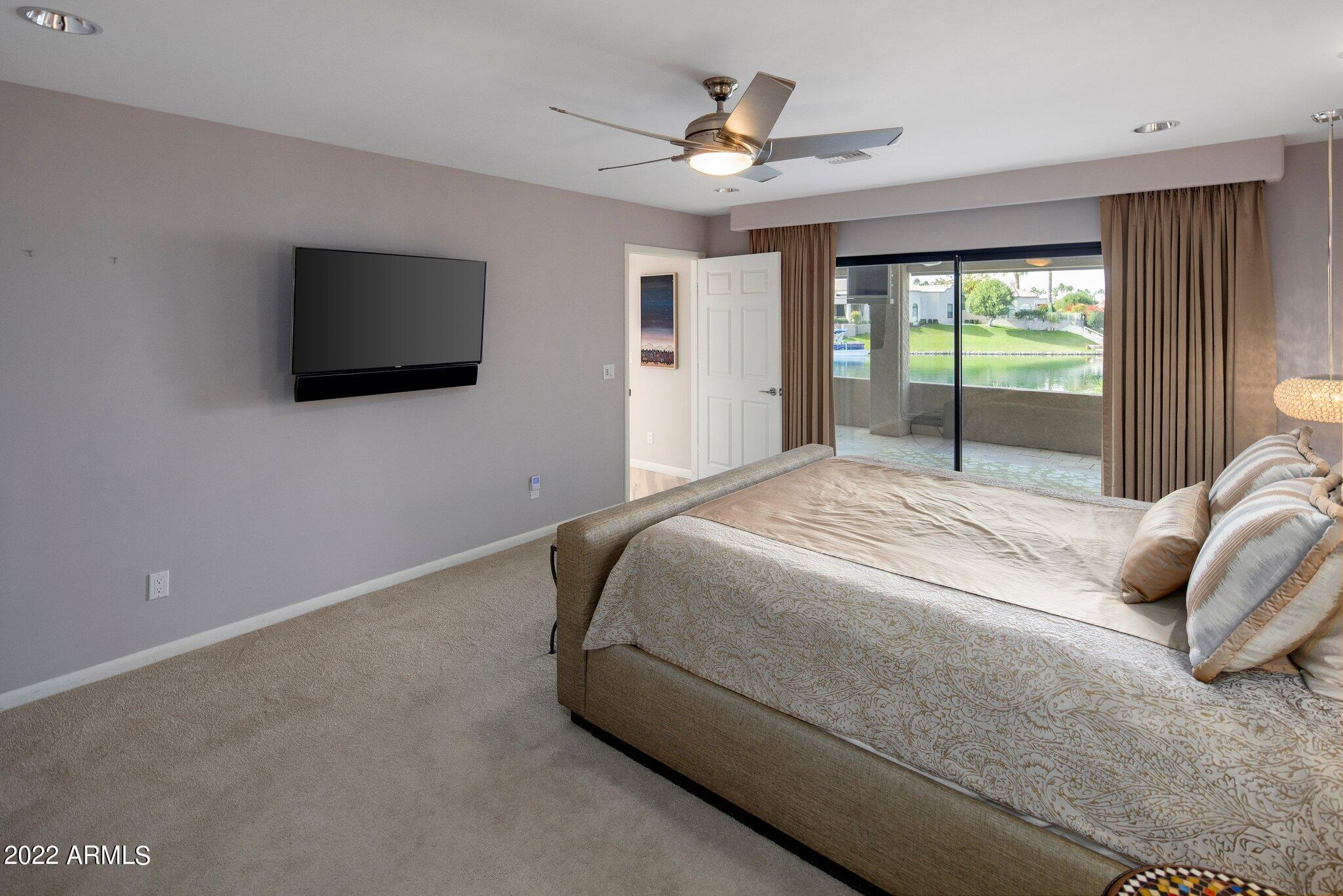 10571 N 104TH Place