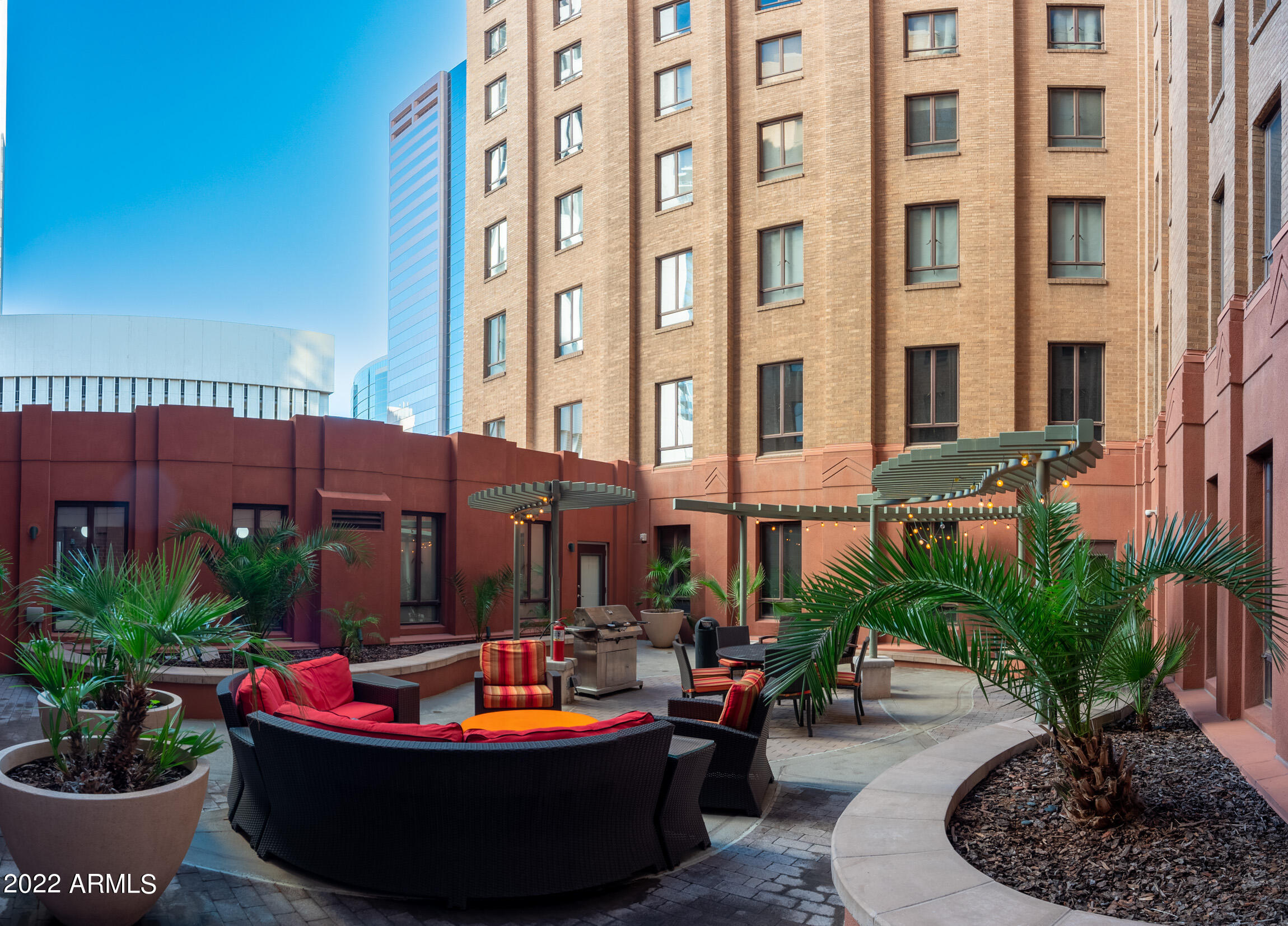 114 W ADAMS Street Unit: 708